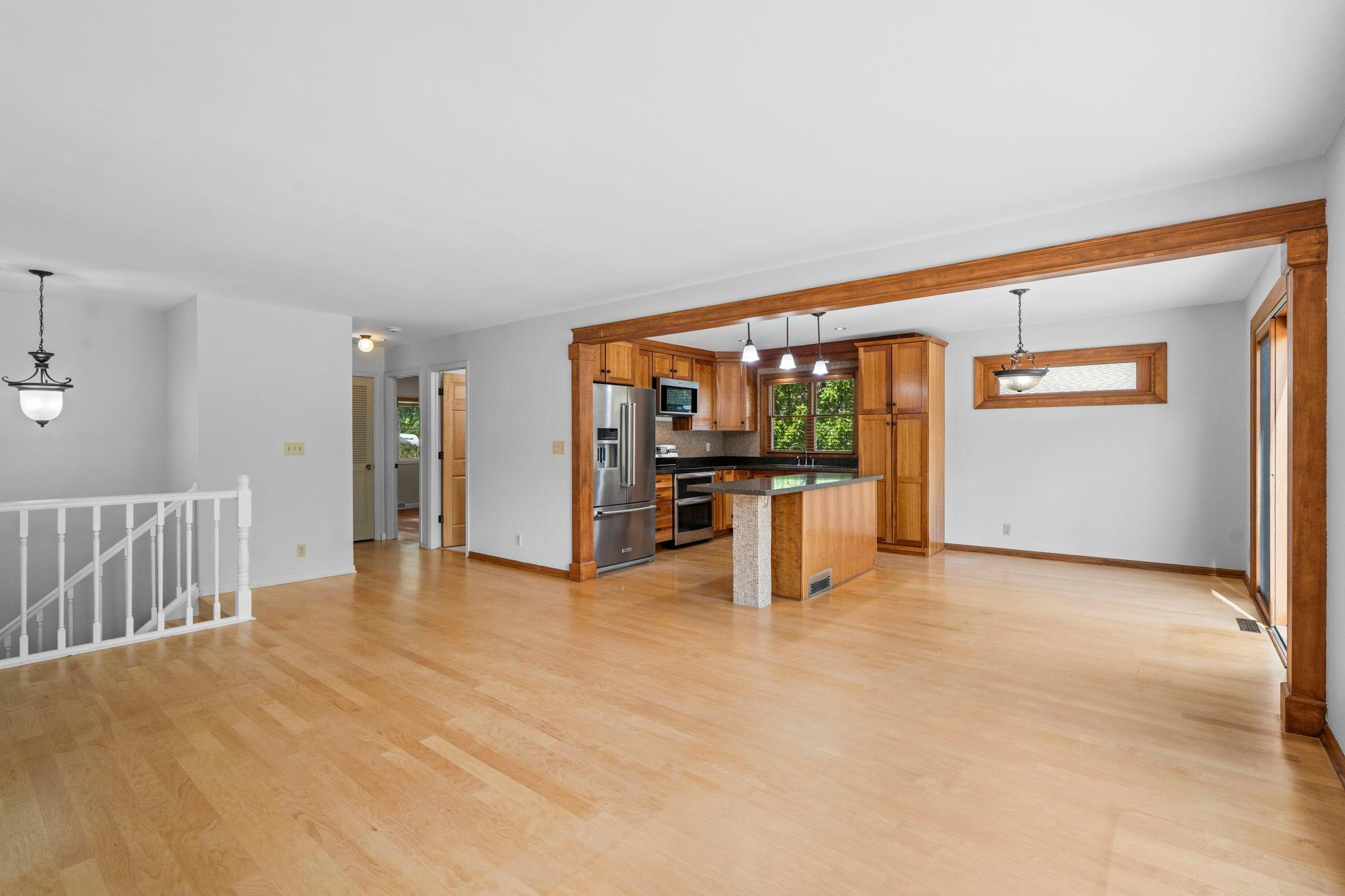View of Residential at 3404 Owasso Street, Shoreview MN 55126, Shoreview (17 of 35) - Mike Wilen | Minnesota Team Real Estate