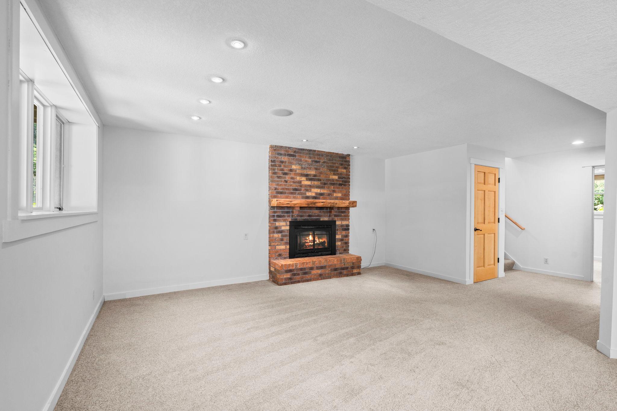 View of Residential at 3404 Owasso Street, Shoreview MN 55126, Shoreview (40 of 77) - Mike Wilen | Minnesota Team Real Estate