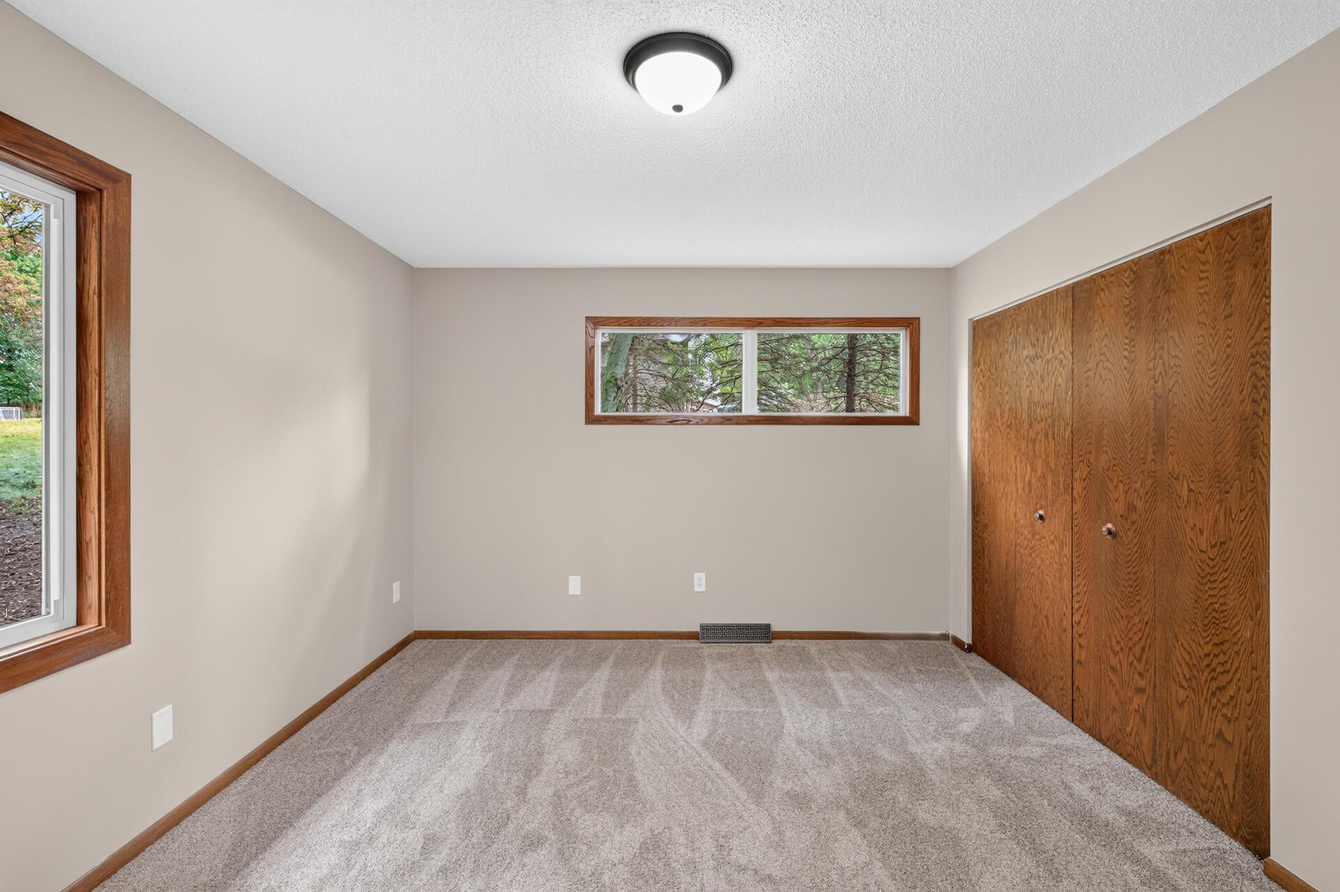 View of Residential at 18212 Ginavale Lane, Eden Prairie MN 55346, Eden Prairie (17 of 39) - Mike Wilen | Minnesota Team Real Estate