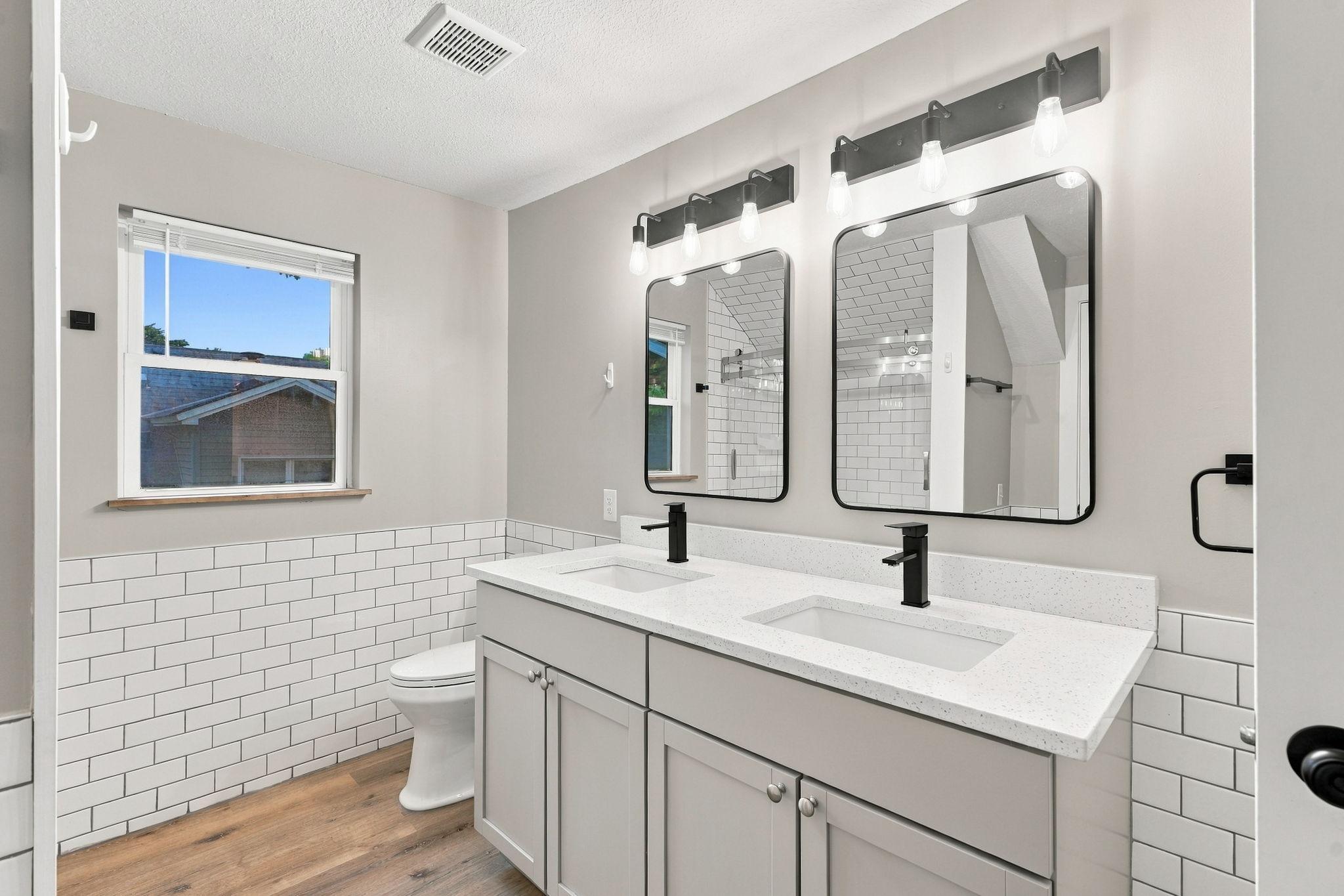 View of Residential Income at 3813 Brunswick Avenue, Saint Louis Park MN 55416, Saint Louis Park (18 of 33) - Mike Wilen | Minnesota Team Real Estate
