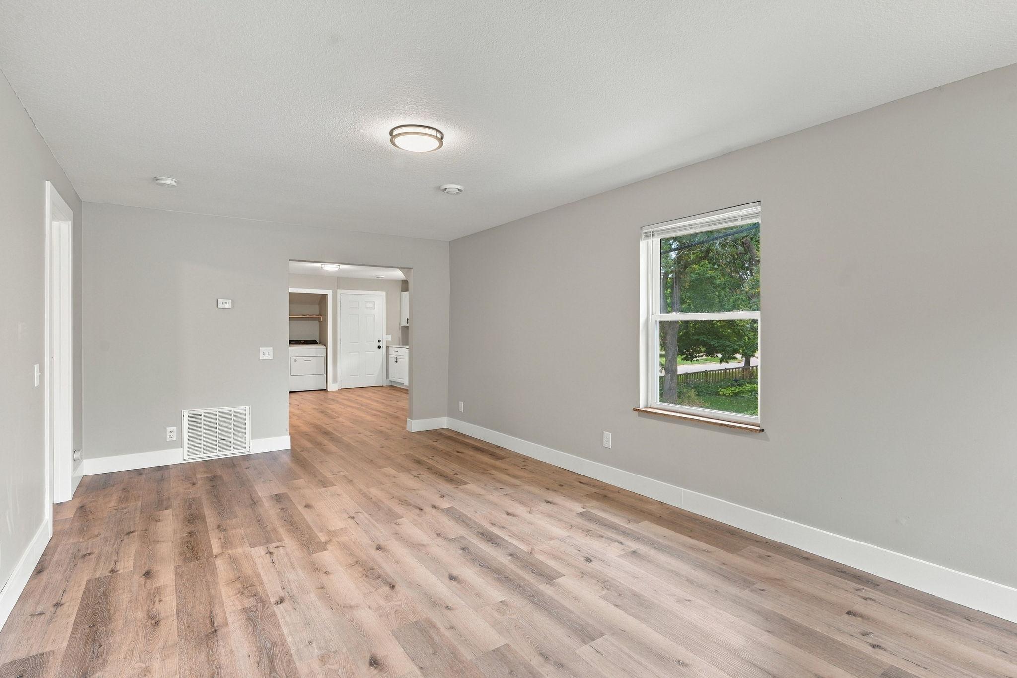 View of Residential Income at 3813 Brunswick Avenue, Saint Louis Park MN 55416, Saint Louis Park (10 of 33) - Mike Wilen | Minnesota Team Real Estate