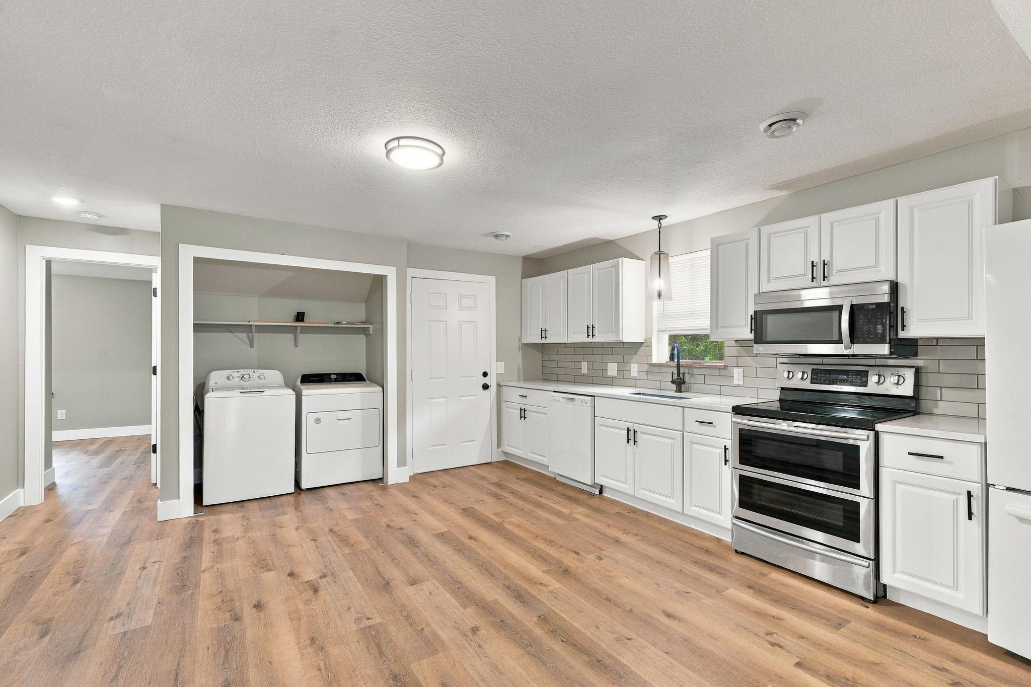 View of Residential Income at 3813 Brunswick Avenue, Saint Louis Park MN 55416, Saint Louis Park (4 of 33) - Mike Wilen | Minnesota Team Real Estate
