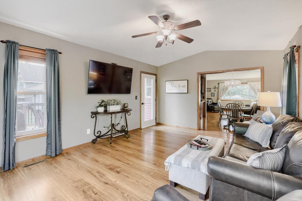 View of Residential at 6078 Kalland Drive, Albertville MN 55301, Albertville (9 of 20) - Mike Wilen | Minnesota Team Real Estate