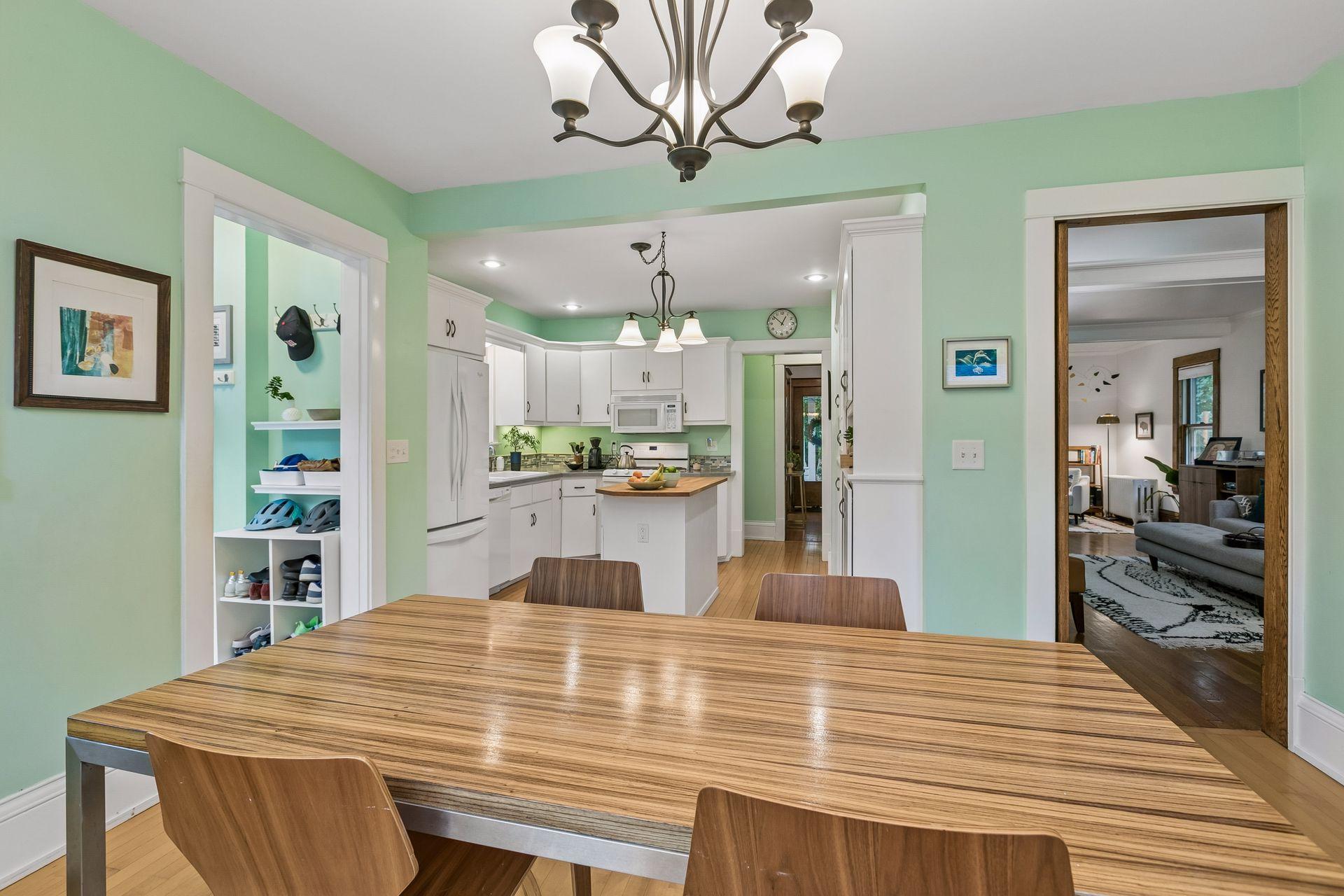 View of Residential at 1558 Fulham Street, Saint Paul MN 55108, Saint Paul (7 of 20) - Mike Wilen | Minnesota Team Real Estate