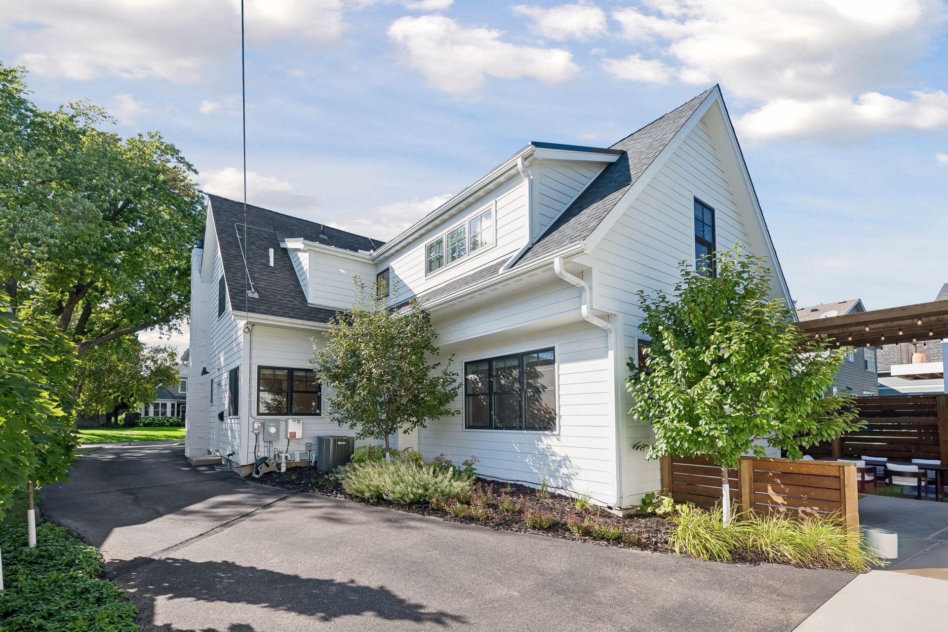 View of Residential at 5913 Wooddale Avenue, Edina MN 55424, Edina (36 of 47) - Mike Wilen | Minnesota Team Real Estate