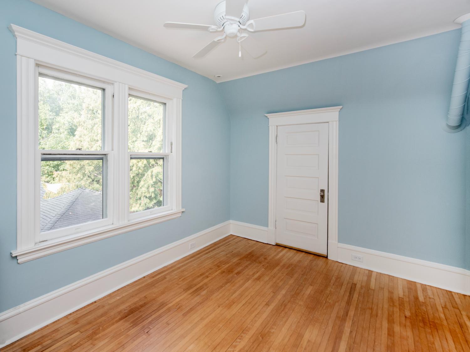 View of Residential at 92 Orlin Avenue, Minneapolis MN 55414, Minneapolis (18 of 29) - Mike Wilen | Minnesota Team Real Estate
