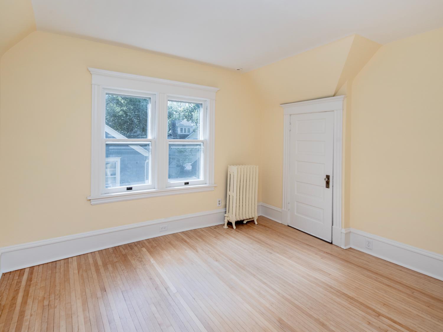 View of Residential at 92 Orlin Avenue, Minneapolis MN 55414, Minneapolis (16 of 29) - Mike Wilen | Minnesota Team Real Estate
