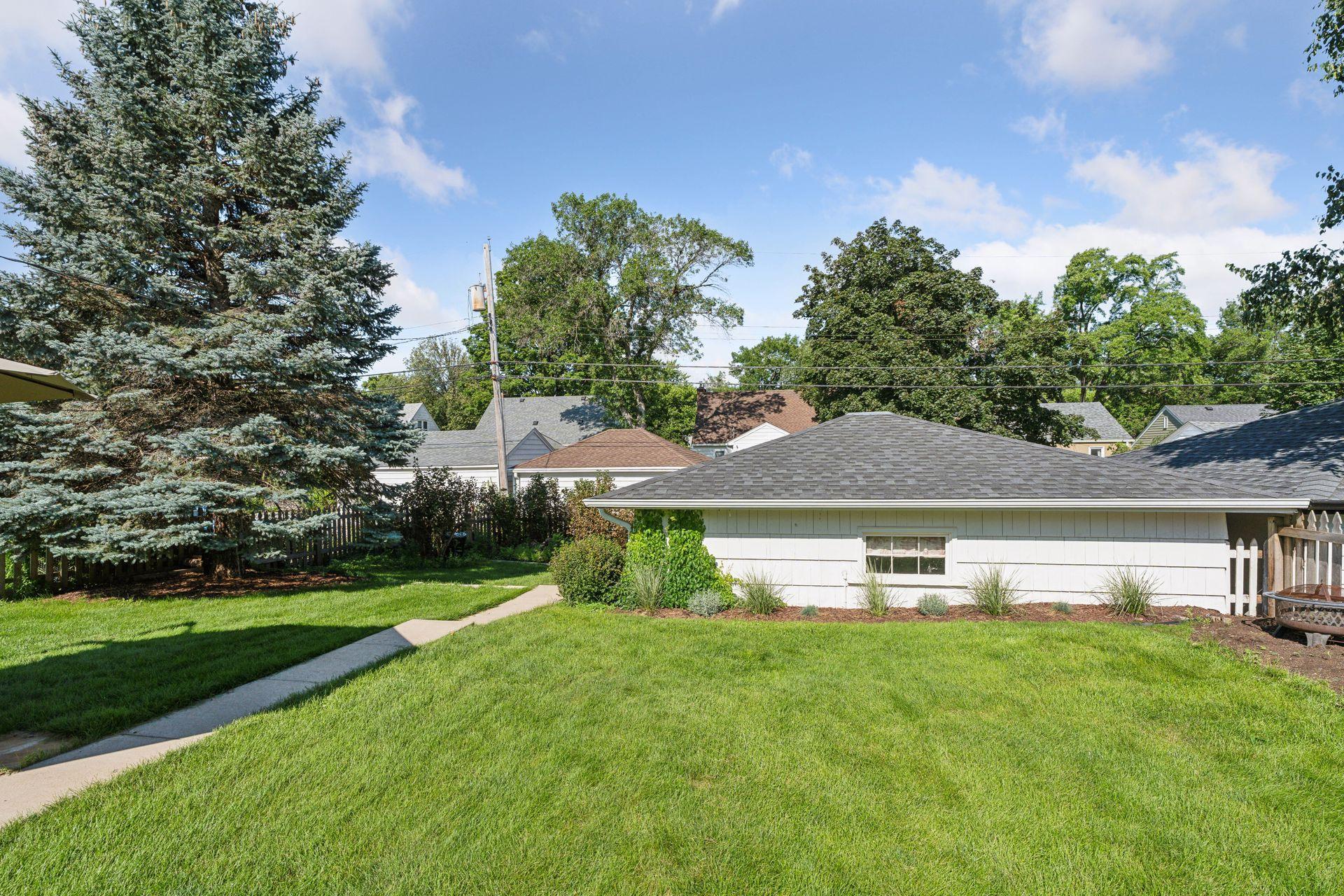 View of Residential at 5616 Upton Avenue, Minneapolis MN 55410, Minneapolis (32 of 35) - Mike Wilen | Minnesota Team Real Estate