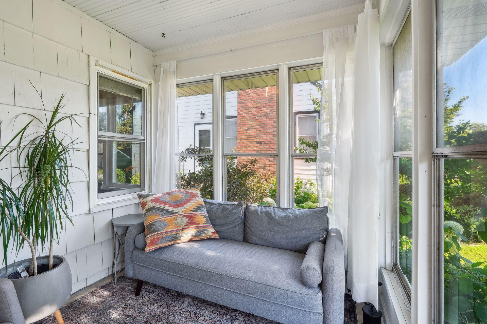 View of Residential at 5616 Upton Avenue, Minneapolis MN 55410, Minneapolis (13 of 35) - Mike Wilen | Minnesota Team Real Estate