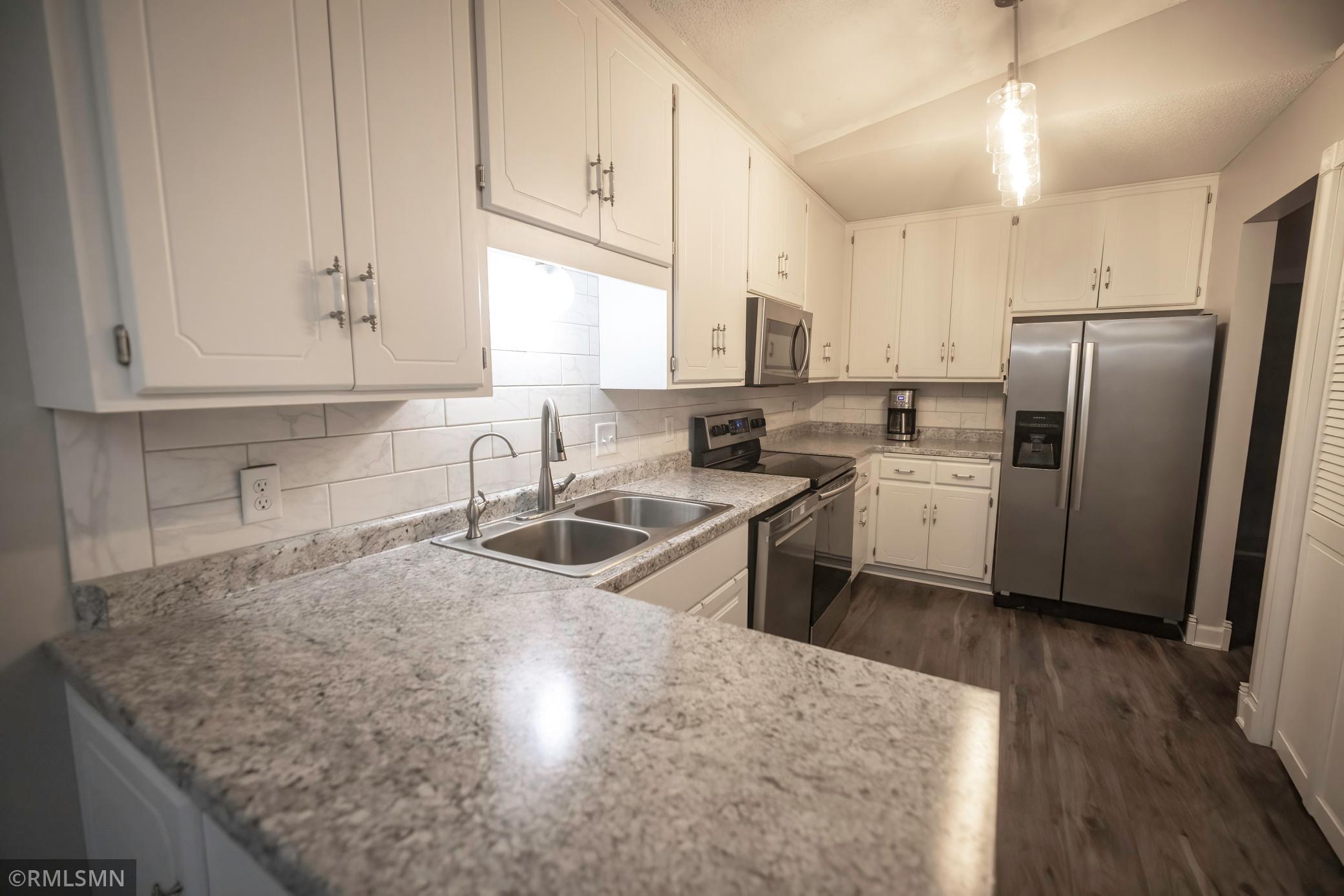 View of Residential at 5107 148th Street, Apple Valley MN 55124, Apple Valley (11 of 29) - Mike Wilen | Minnesota Team Real Estate