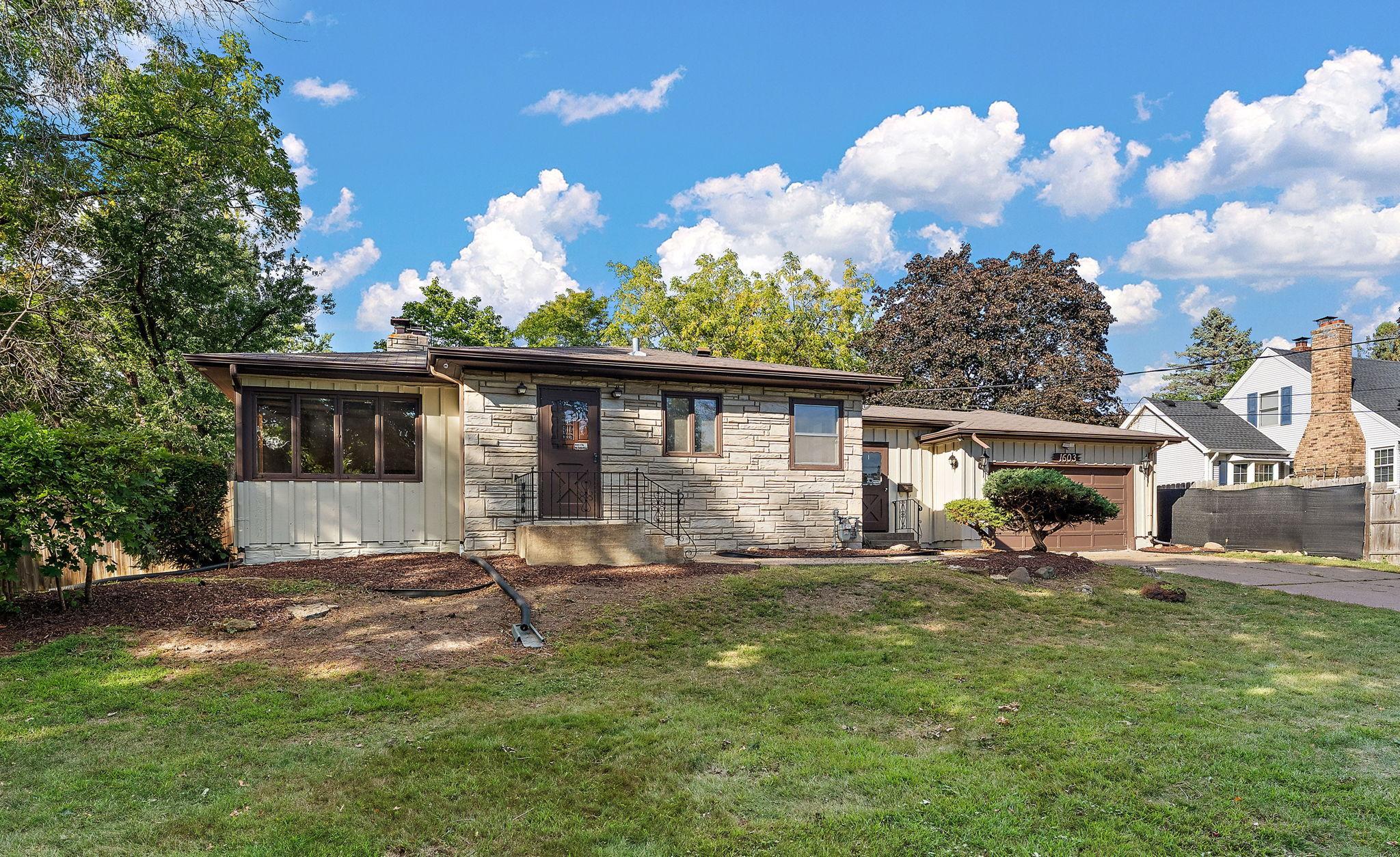 View of Residential at 1603 Frost Avenue, Maplewood MN 55109, Maplewood (4 of 29) - Mike Wilen | Minnesota Team Real Estate