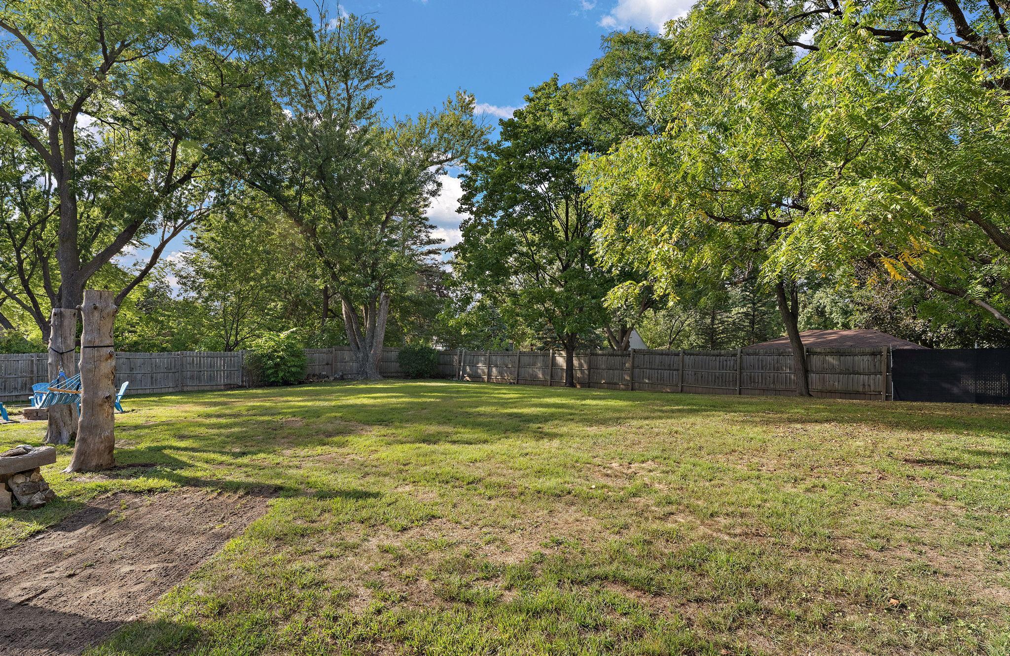 View of Residential at 1603 Frost Avenue, Maplewood MN 55109, Maplewood (24 of 29) - Mike Wilen | Minnesota Team Real Estate