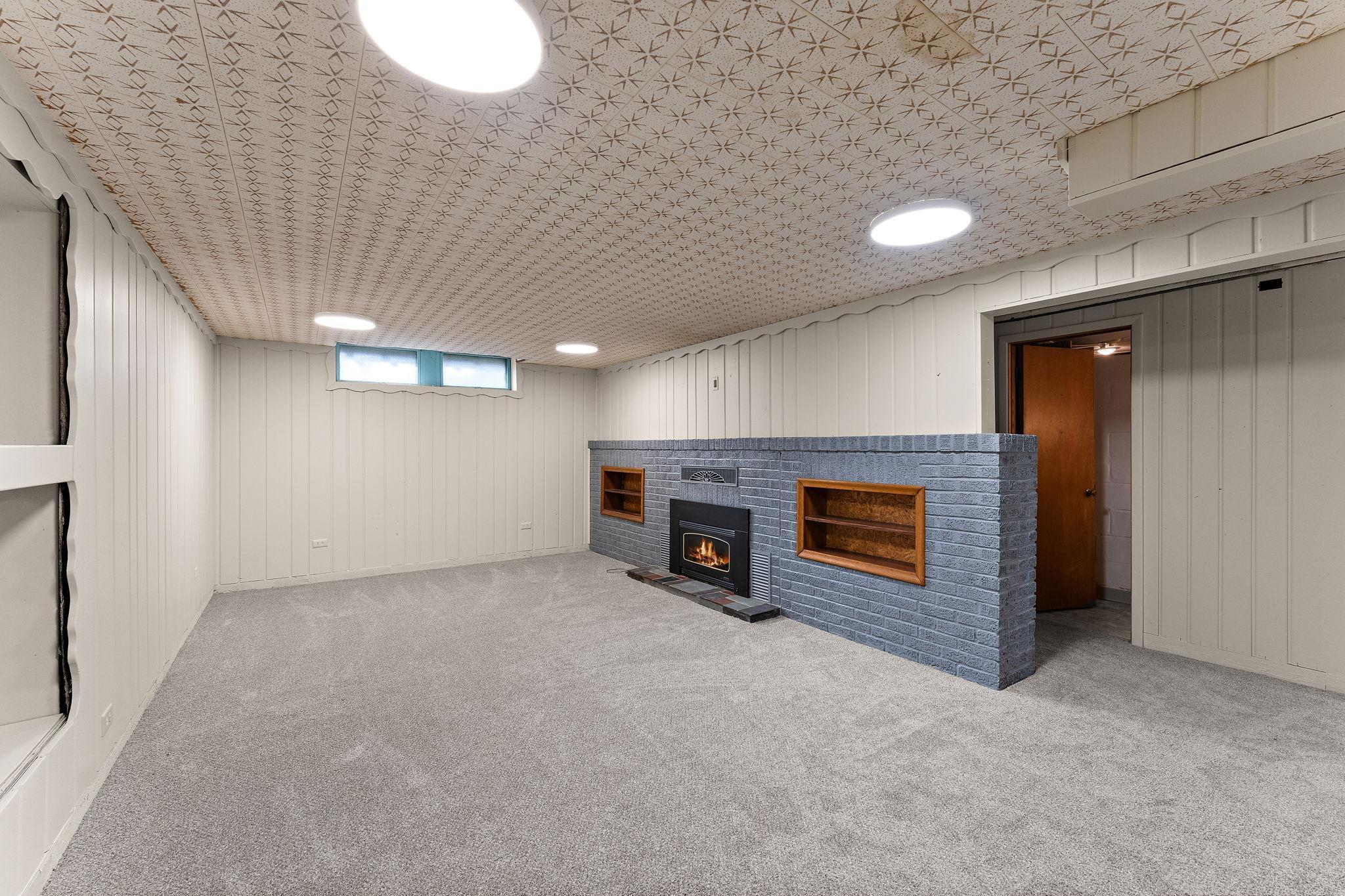 View of Residential at 1603 Frost Avenue, Maplewood MN 55109, Maplewood (16 of 29) - Mike Wilen | Minnesota Team Real Estate