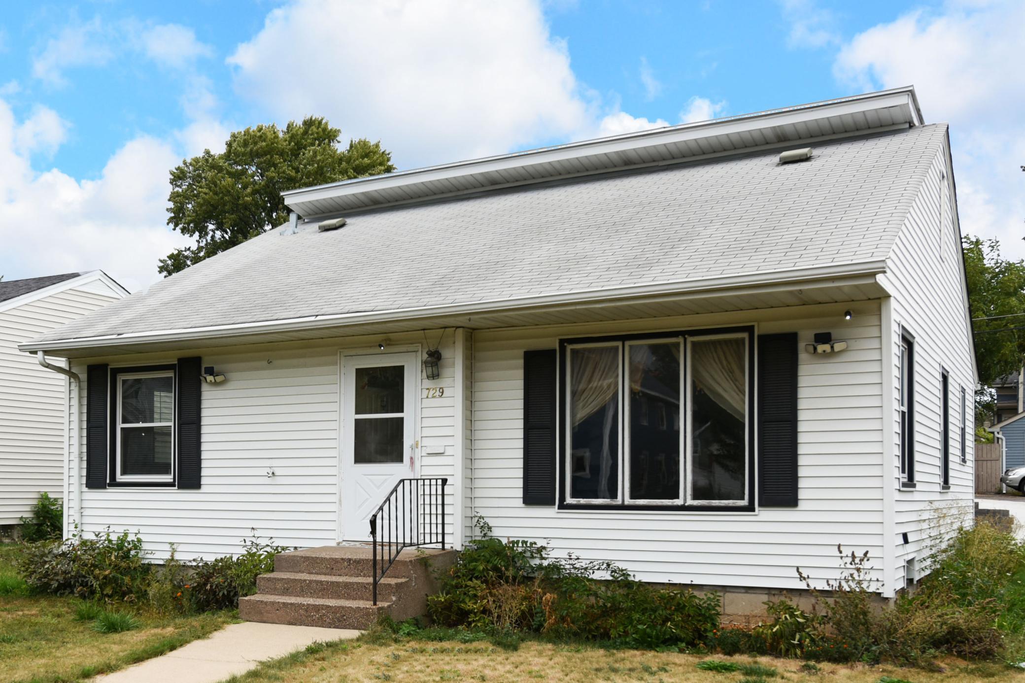 View of Residential at 729 Rose Avenue, Saint Paul MN 55106, Saint Paul (2 of 32) - Mike Wilen | Minnesota Team Real Estate