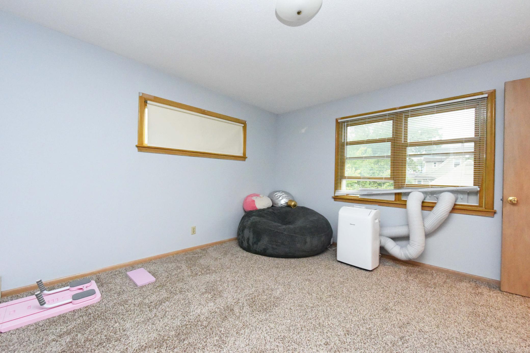 View of Residential at 729 Rose Avenue, Saint Paul MN 55106, Saint Paul (16 of 32) - Mike Wilen | Minnesota Team Real Estate