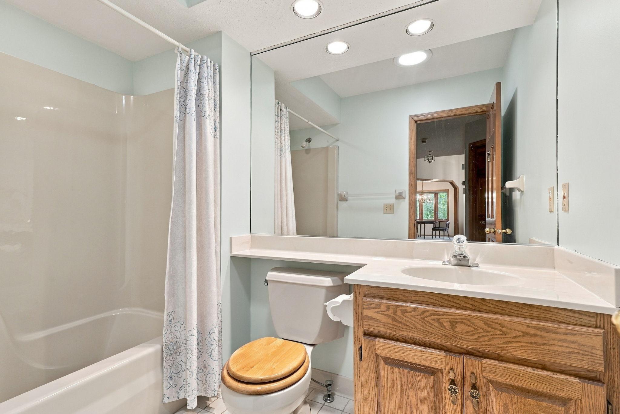 View of Residential at 1053 Royal Court, Shoreview MN 55126, Shoreview (33 of 42) - Mike Wilen | Minnesota Team Real Estate