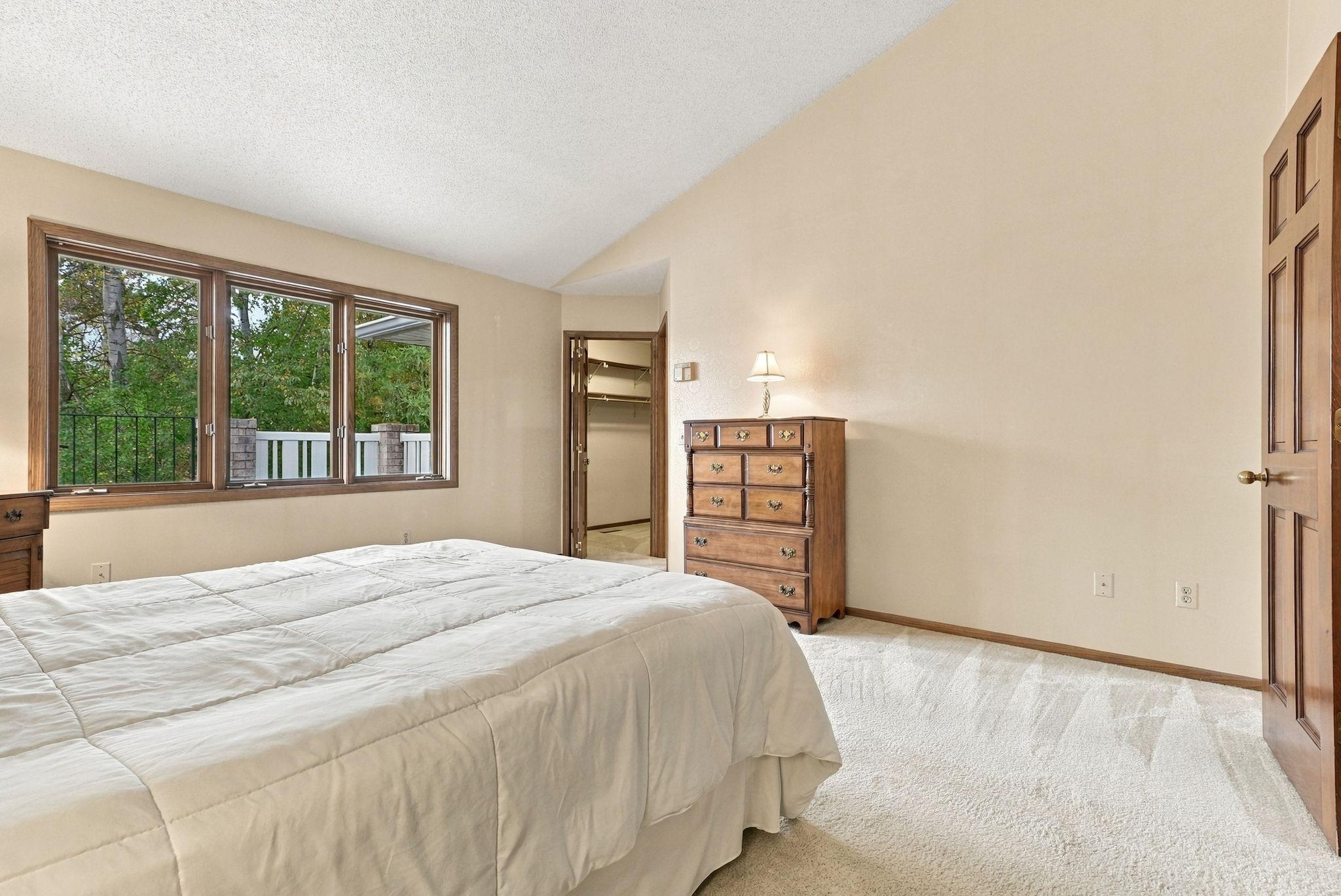 View of Residential at 1053 Royal Court, Shoreview MN 55126, Shoreview (25 of 42) - Mike Wilen | Minnesota Team Real Estate