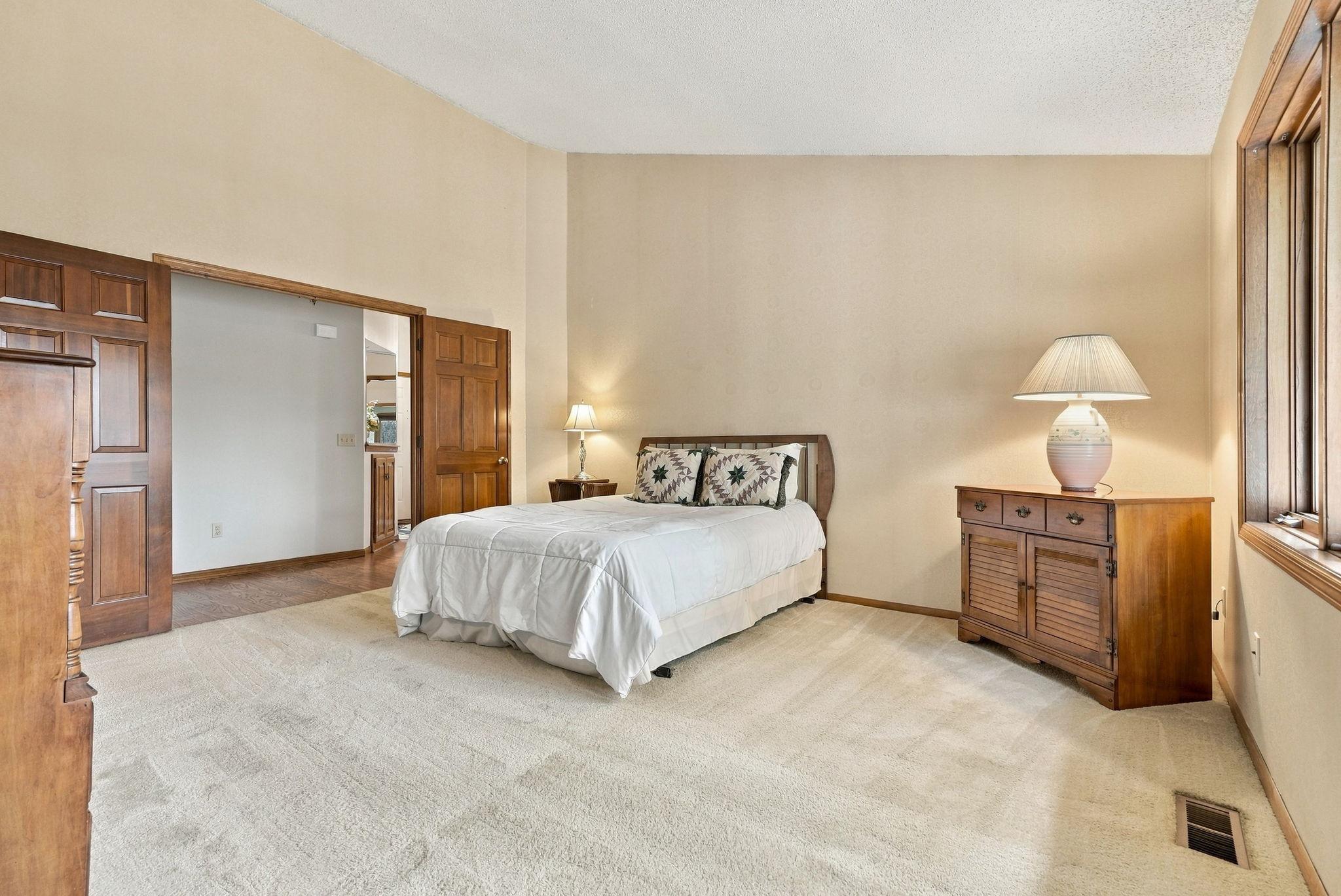 View of Residential at 1053 Royal Court, Shoreview MN 55126, Shoreview (24 of 42) - Mike Wilen | Minnesota Team Real Estate