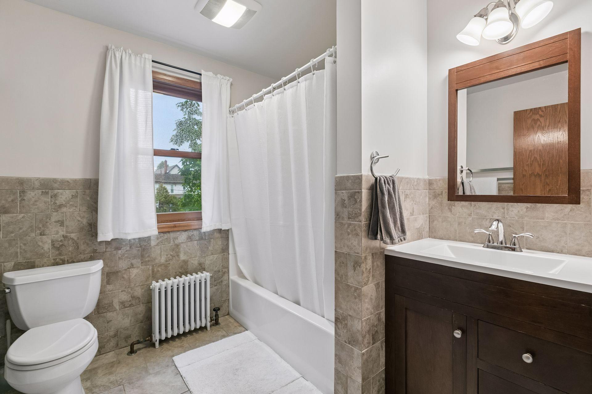 View of Residential at 3241 21st Avenue, Minneapolis MN 55407, Minneapolis (12 of 19) - Mike Wilen | Minnesota Team Real Estate