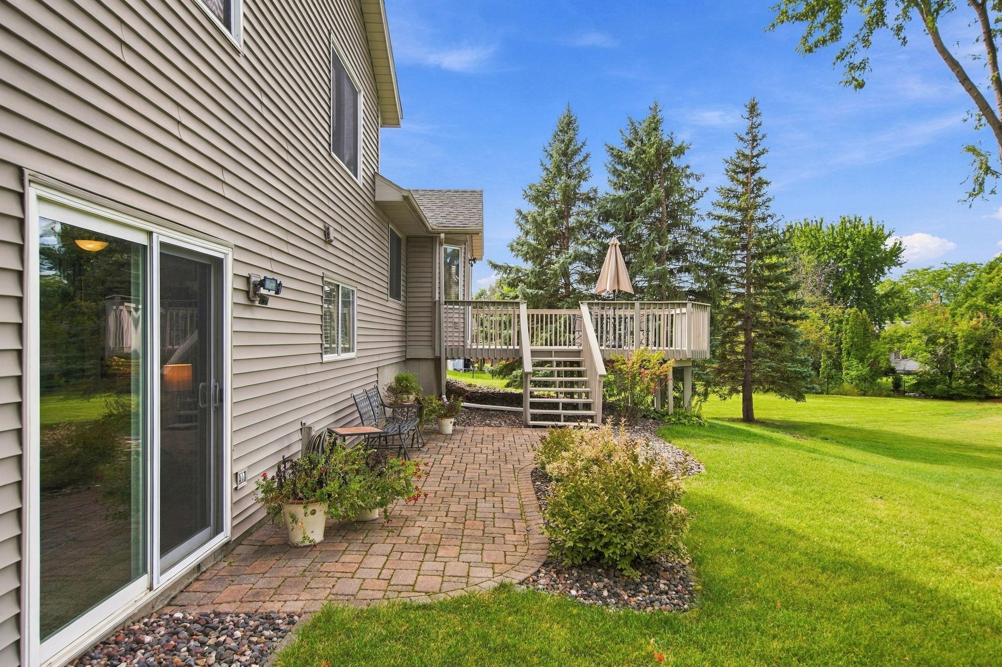 View of Residential at 3875 Walnut Grove Lane, Plymouth MN 55446, Plymouth (32 of 37) - Mike Wilen | Minnesota Team Real Estate