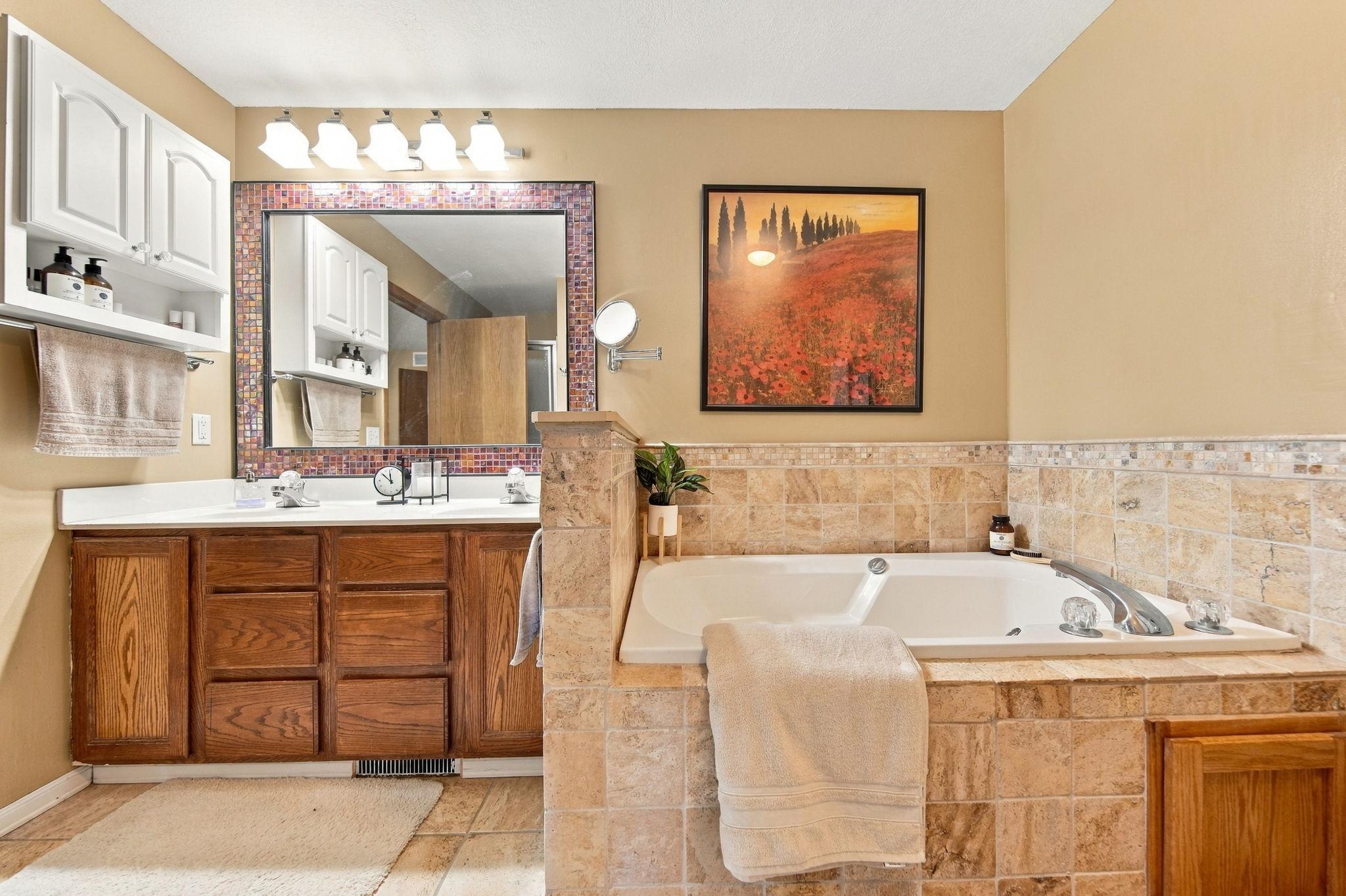 View of Residential at 3875 Walnut Grove Lane, Plymouth MN 55446, Plymouth (22 of 37) - Mike Wilen | Minnesota Team Real Estate