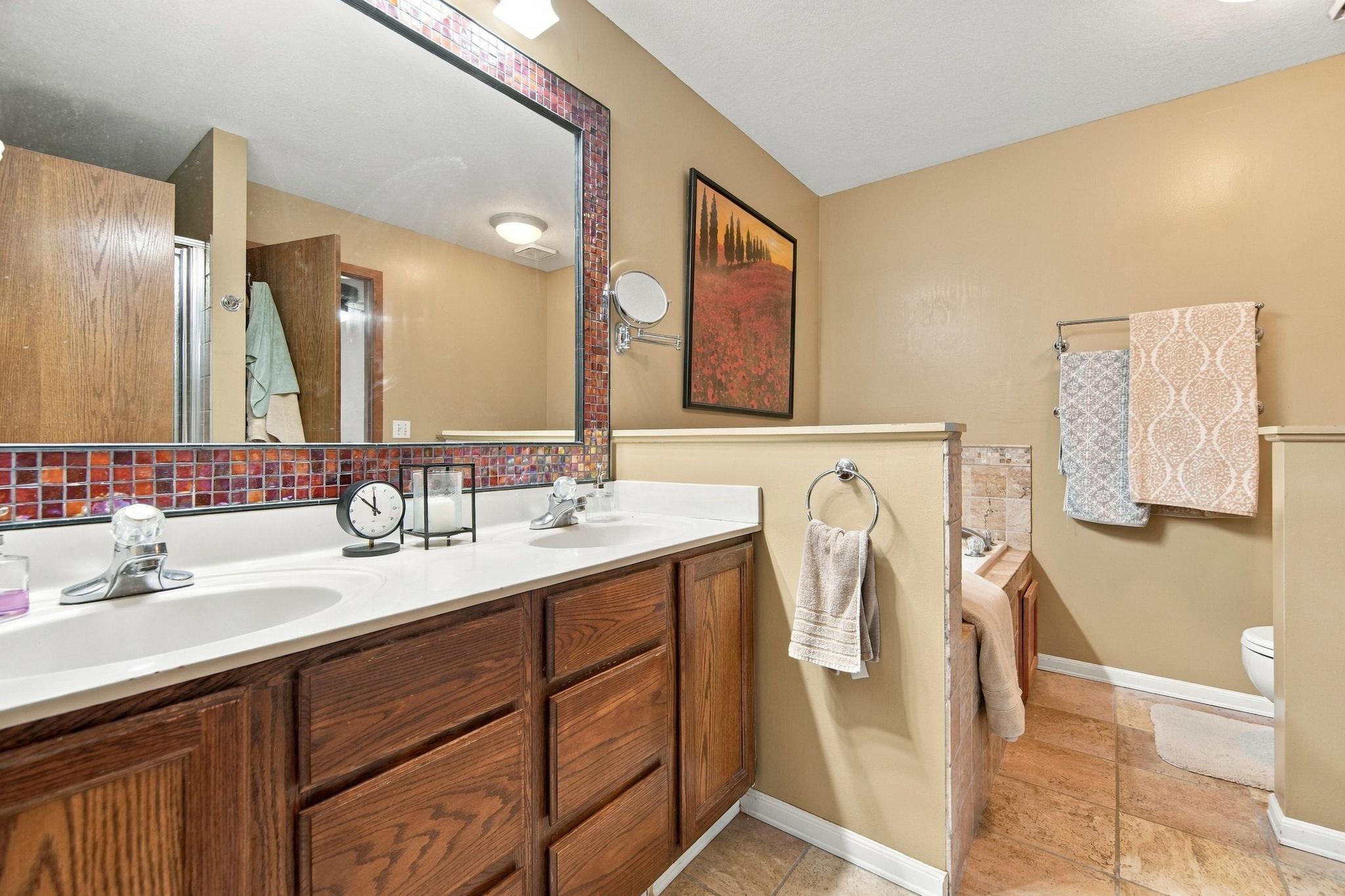 View of Residential at 3875 Walnut Grove Lane, Plymouth MN 55446, Plymouth (21 of 37) - Mike Wilen | Minnesota Team Real Estate
