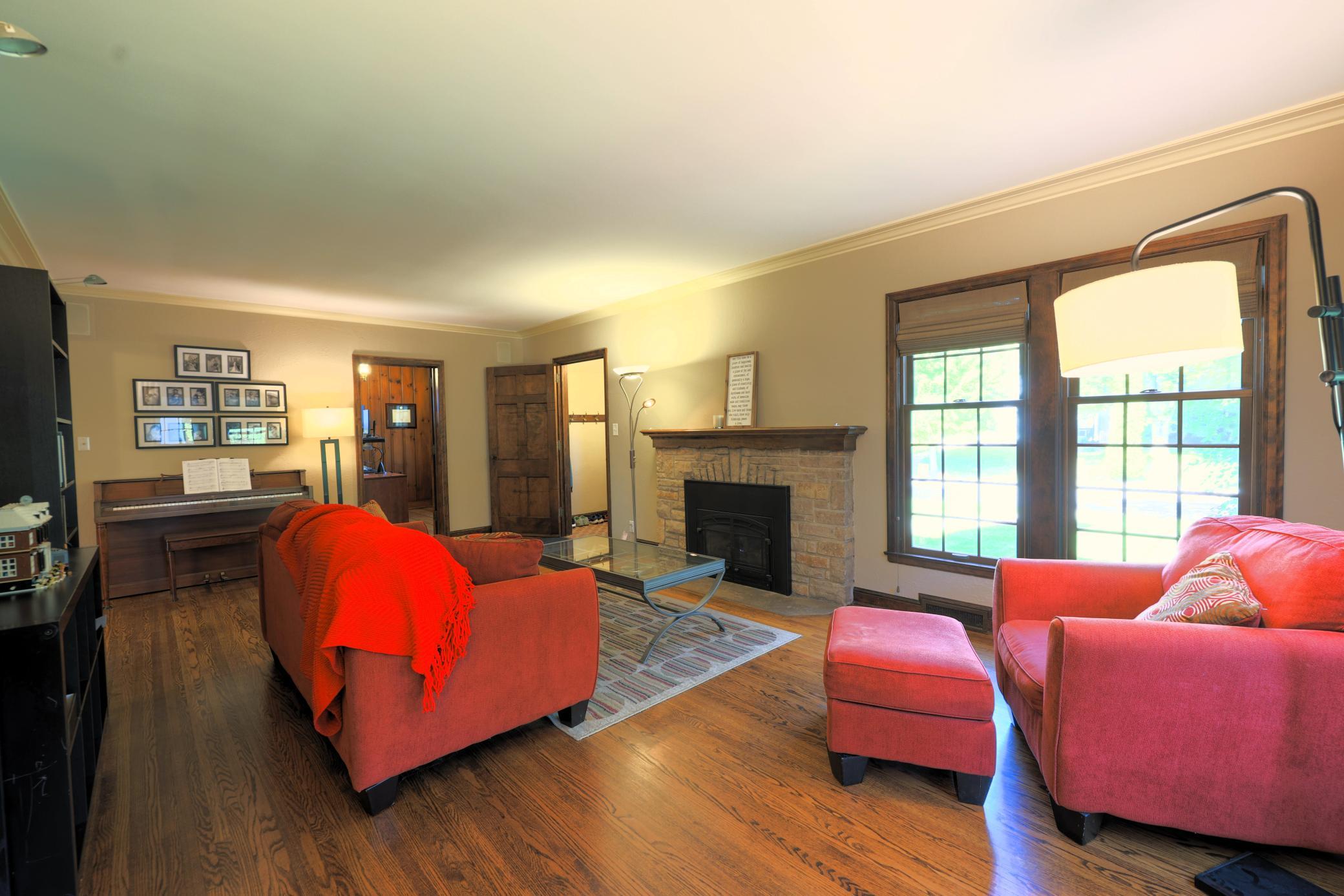 View of Residential at 1848 Pinehurst Avenue, Saint Paul MN 55116, Saint Paul (8 of 38) - Mike Wilen | Minnesota Team Real Estate