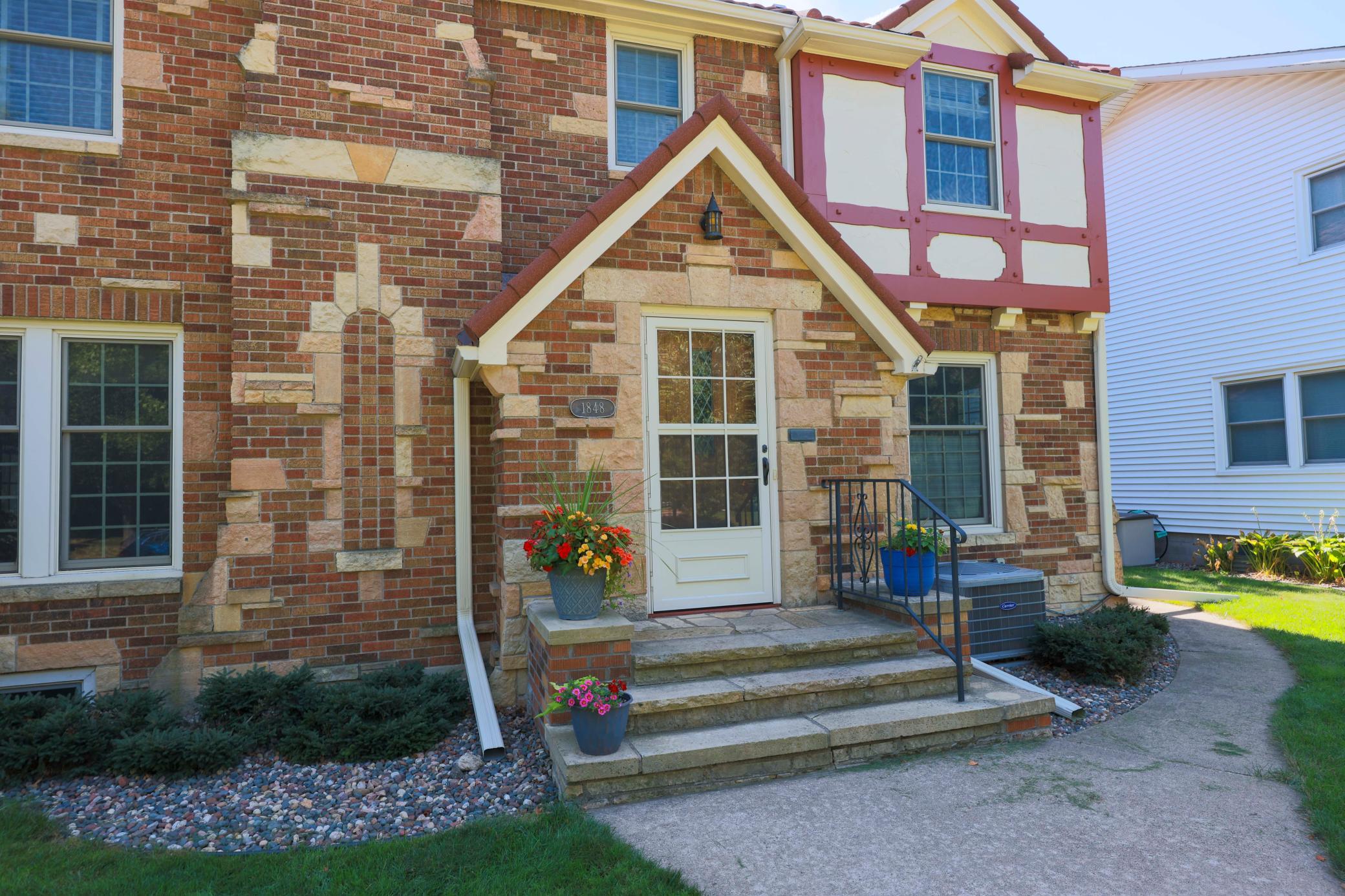 View of Residential at 1848 Pinehurst Avenue, Saint Paul MN 55116, Saint Paul (3 of 38) - Mike Wilen | Minnesota Team Real Estate