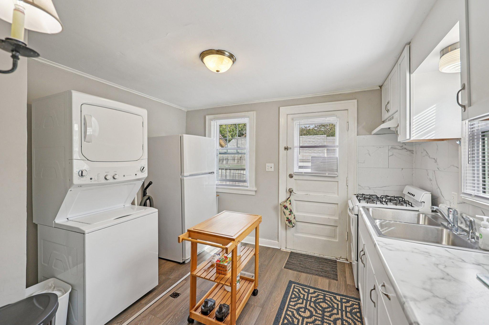 View of Residential at 4000 Sheridan Avenue, Minneapolis MN 55412, Minneapolis (11 of 25) - Mike Wilen | Minnesota Team Real Estate