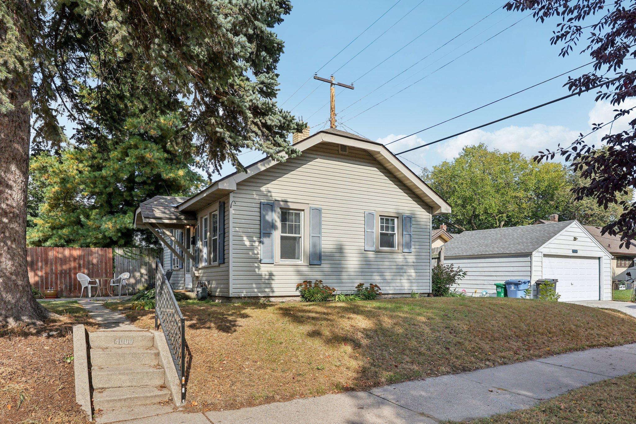 View of Residential at 4000 Sheridan Avenue, Minneapolis MN 55412, Minneapolis (23 of 25) - Mike Wilen | Minnesota Team Real Estate