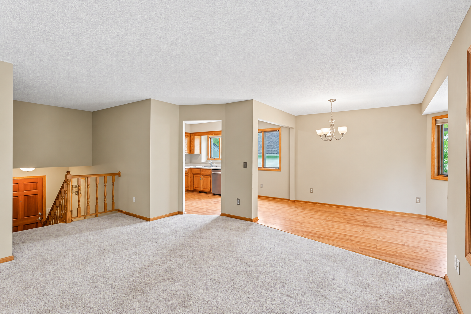 View of Residential at 8026 173rd Street, Lakeville MN 55044, Lakeville (9 of 31) - Mike Wilen | Minnesota Team Real Estate