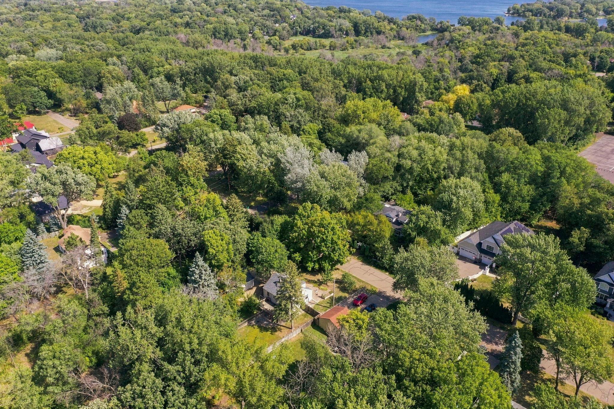 View of Residential at 1805 Oakview Lane, Plymouth MN 55441, Plymouth (42 of 52) - Mike Wilen | Minnesota Team Real Estate