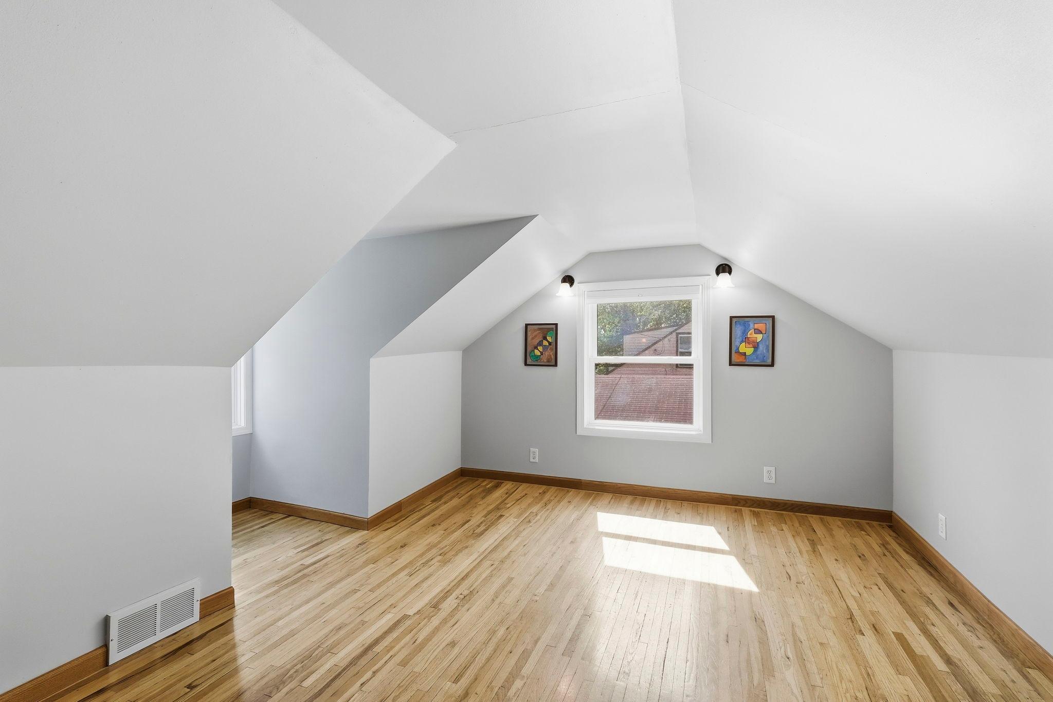 View of Residential at 1805 Oakview Lane, Plymouth MN 55441, Plymouth (22 of 52) - Mike Wilen | Minnesota Team Real Estate