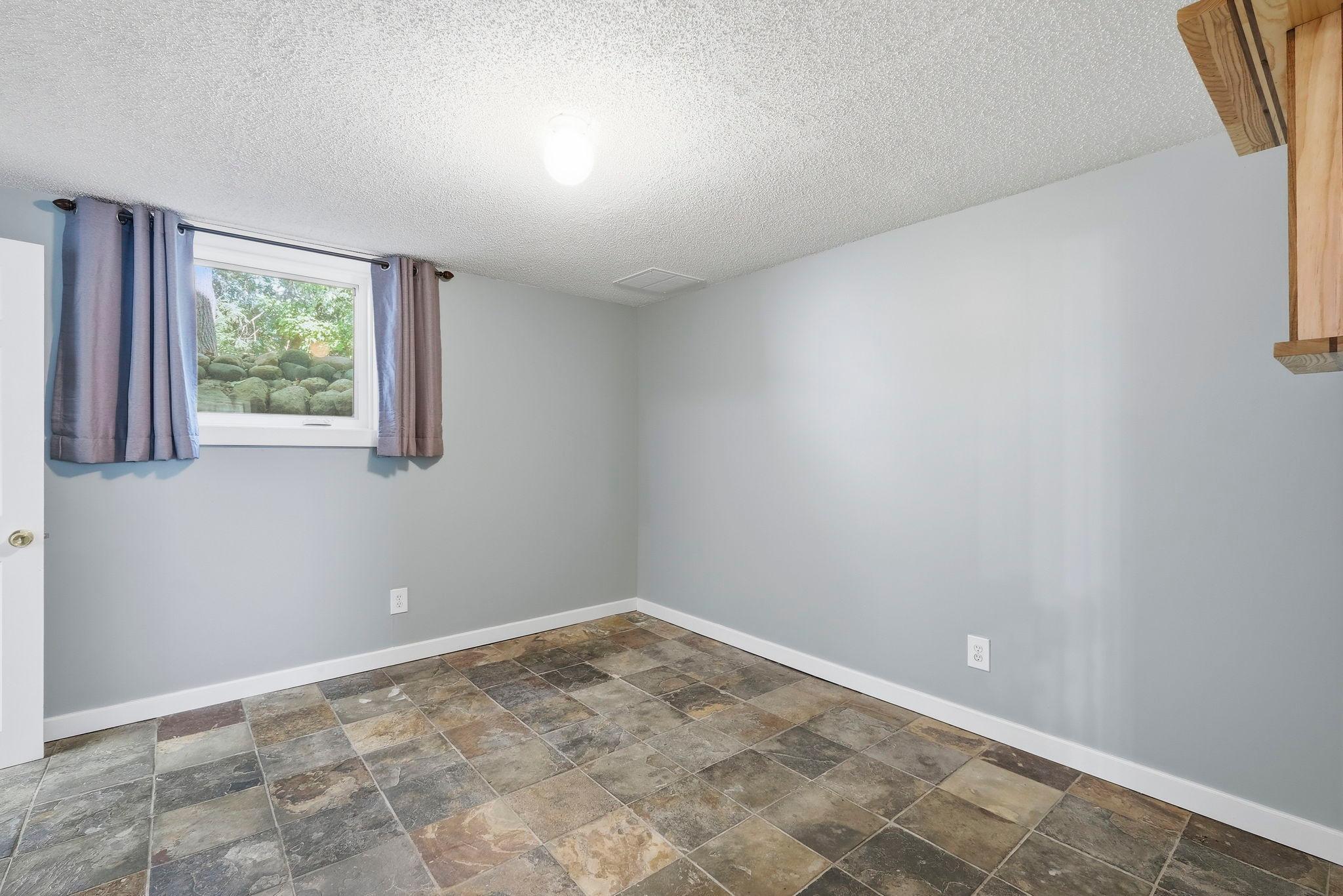 View of Residential at 1805 Oakview Lane, Plymouth MN 55441, Plymouth (15 of 52) - Mike Wilen | Minnesota Team Real Estate