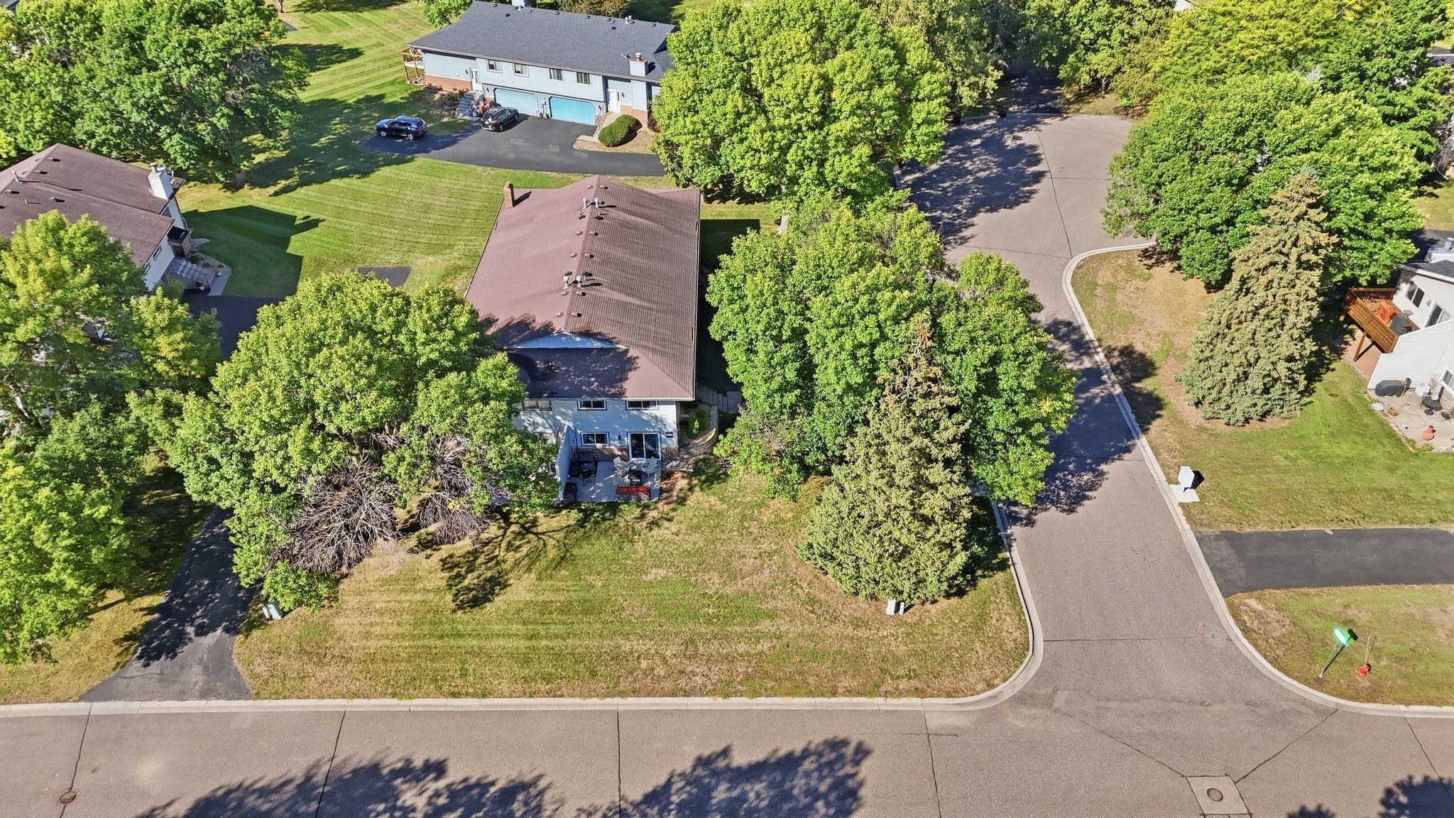 View of Residential at 3610 Avon Court, Woodbury MN 55125, Woodbury (12 of 15) - Mike Wilen | Minnesota Team Real Estate