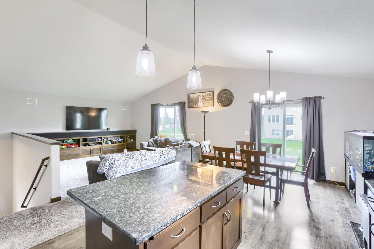 View of Residential at 10159 189th Avenue, Elk River MN 55330, Elk River (9 of 33) - Mike Wilen | Minnesota Team Real Estate