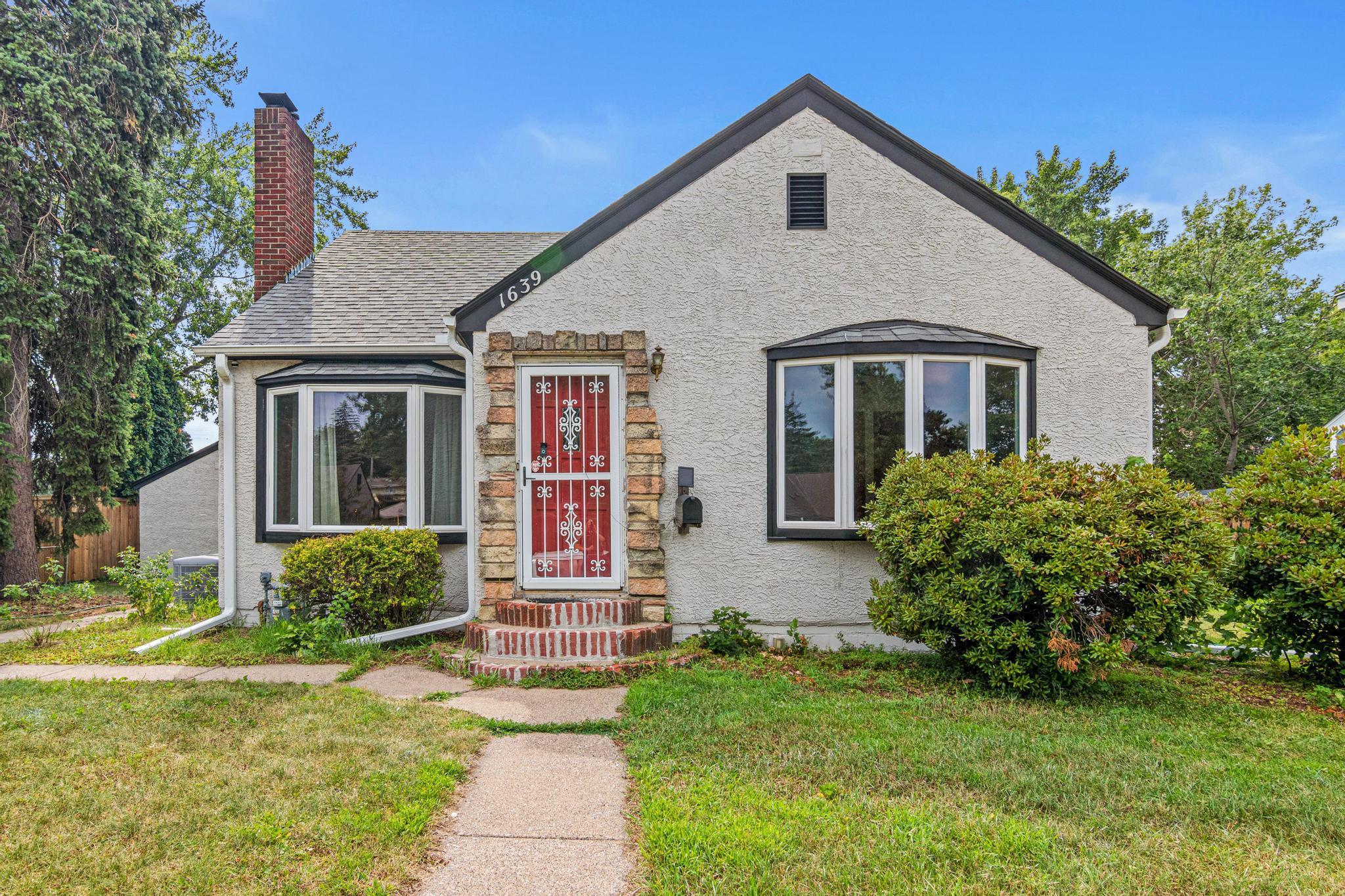 View of Single Family at 1639 Chamber Street, Saint Paul - Mike Wilen | Minnesota Team Real Estate