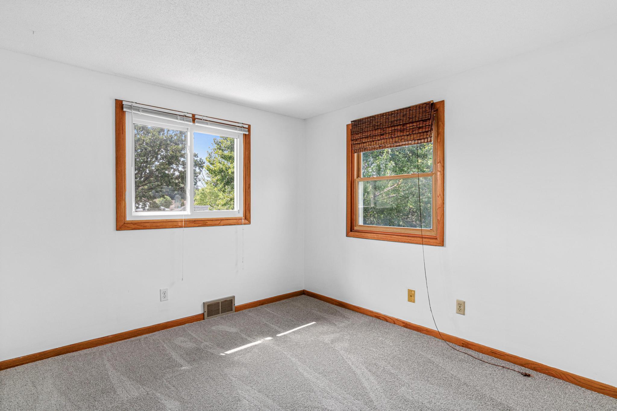 View of Residential at 1639 Chamber Street, Saint Paul MN 55106, Saint Paul (16 of 23) - Mike Wilen | Minnesota Team Real Estate
