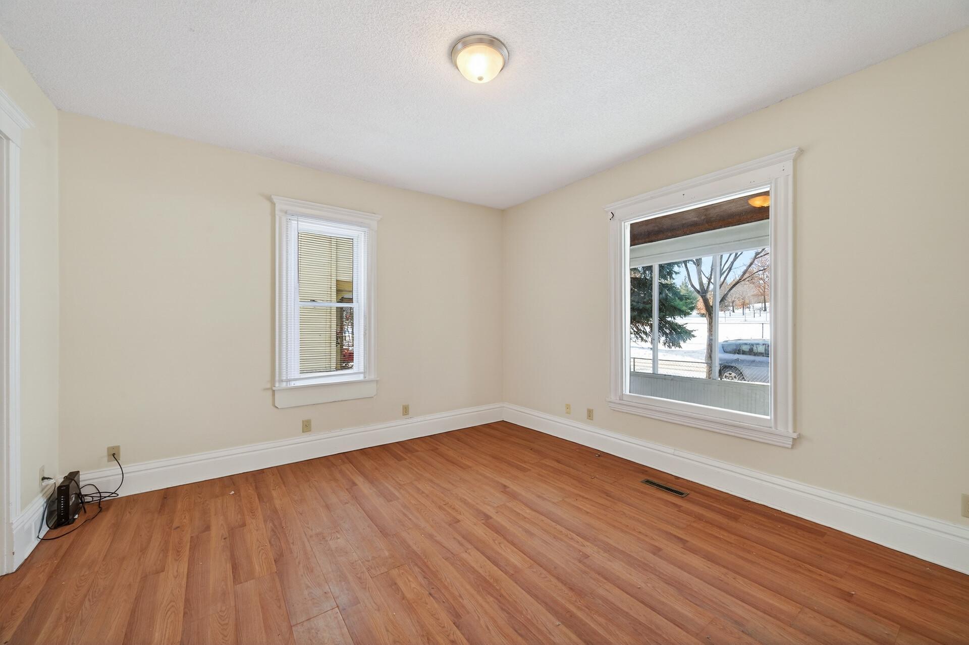 View of Residential Income at 2622 4th Street, Minneapolis MN 55411, Minneapolis (7 of 45) - Mike Wilen | Minnesota Team Real Estate