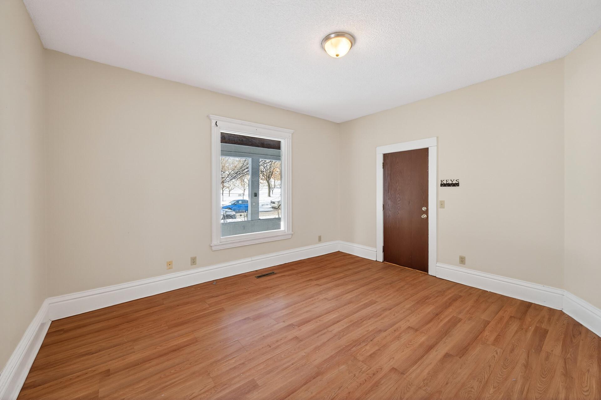 View of Residential Income at 2622 4th Street, Minneapolis MN 55411, Minneapolis (9 of 45) - Mike Wilen | Minnesota Team Real Estate