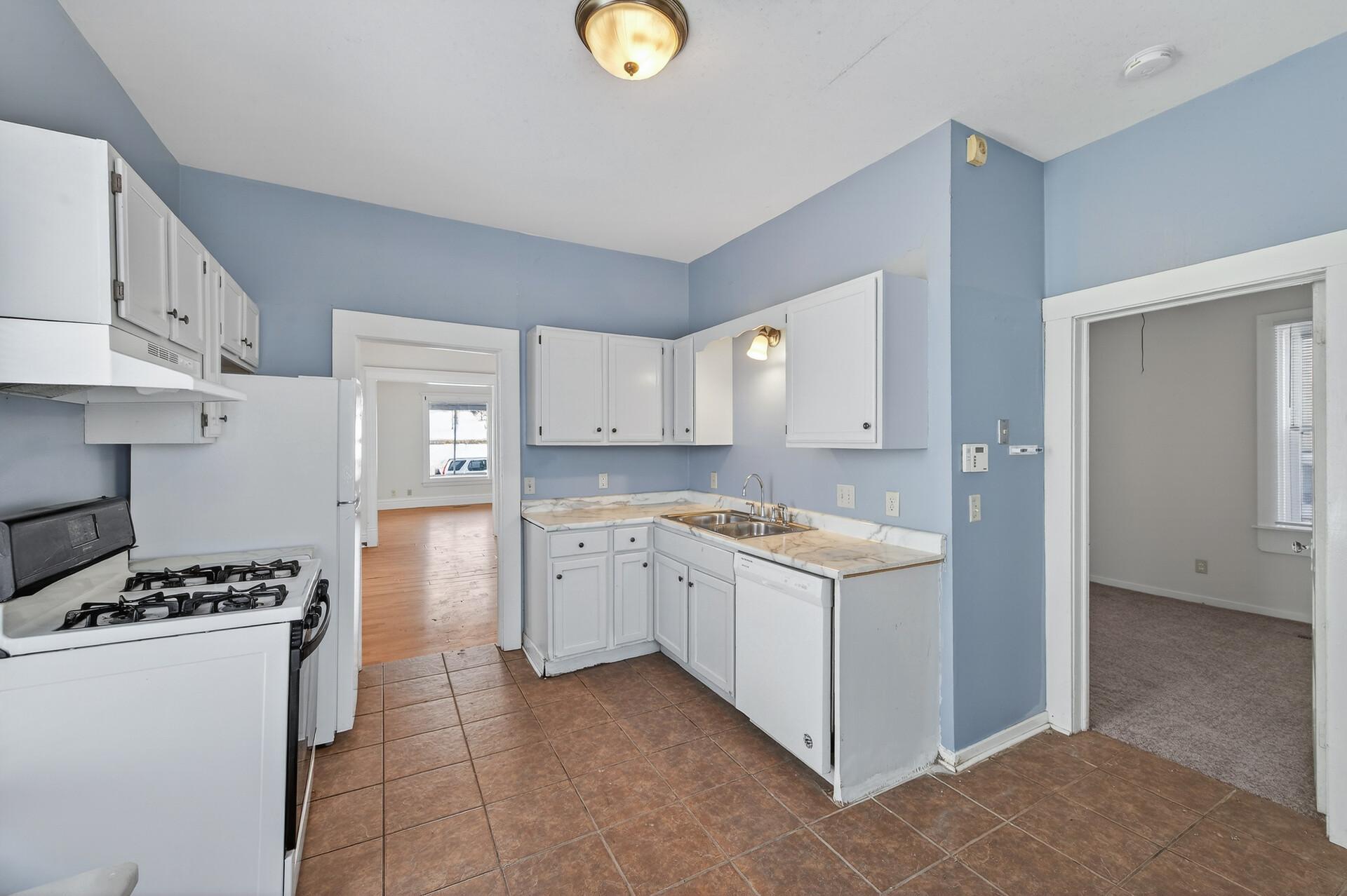 View of Residential Income at 2622 4th Street, Minneapolis MN 55411, Minneapolis (16 of 45) - Mike Wilen | Minnesota Team Real Estate