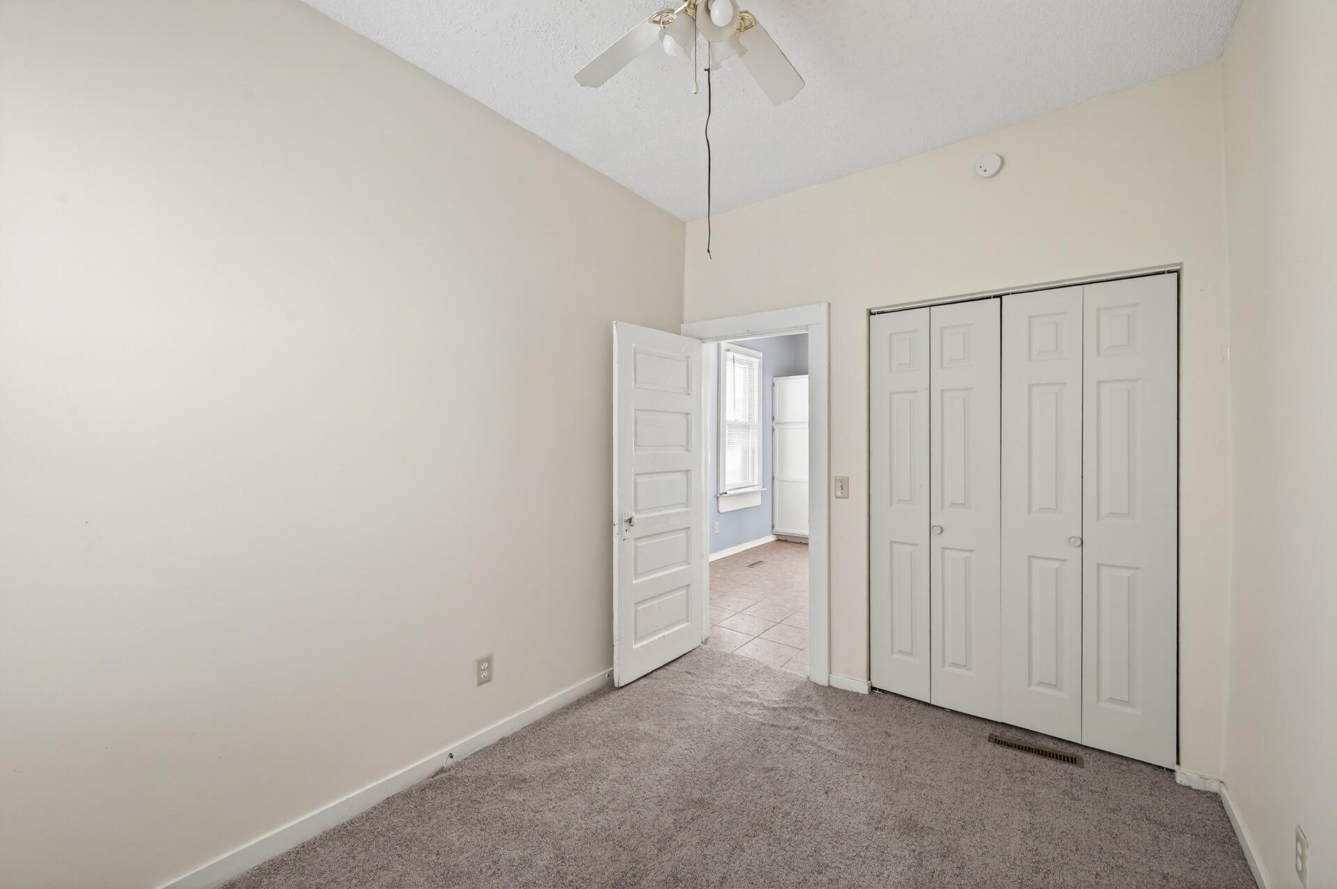 View of Residential Income at 2622 4th Street, Minneapolis MN 55411, Minneapolis (22 of 45) - Mike Wilen | Minnesota Team Real Estate
