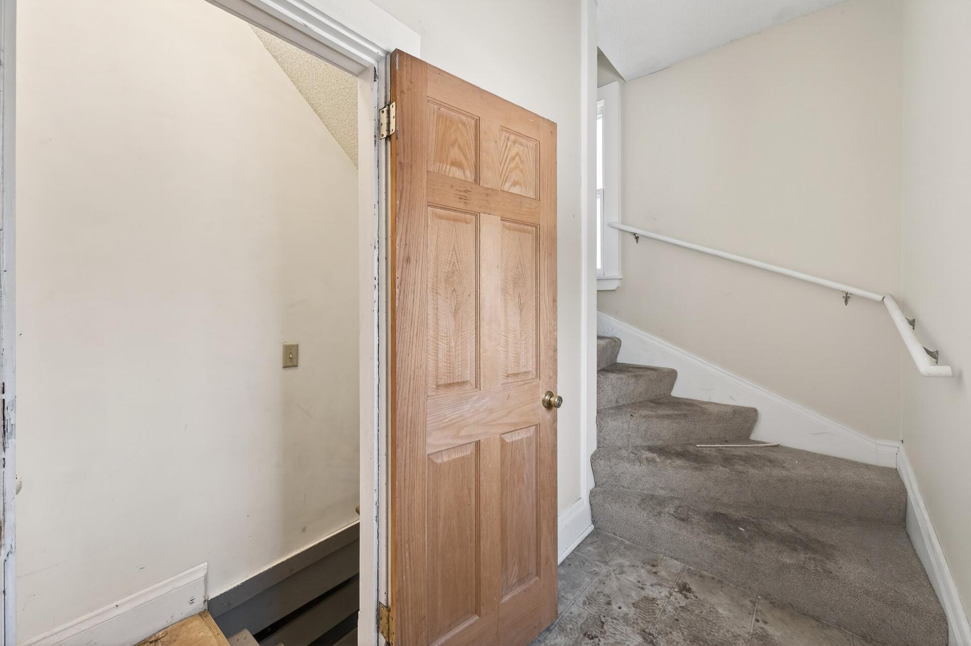 View of Residential Income at 2622 4th Street, Minneapolis MN 55411, Minneapolis (24 of 45) - Mike Wilen | Minnesota Team Real Estate