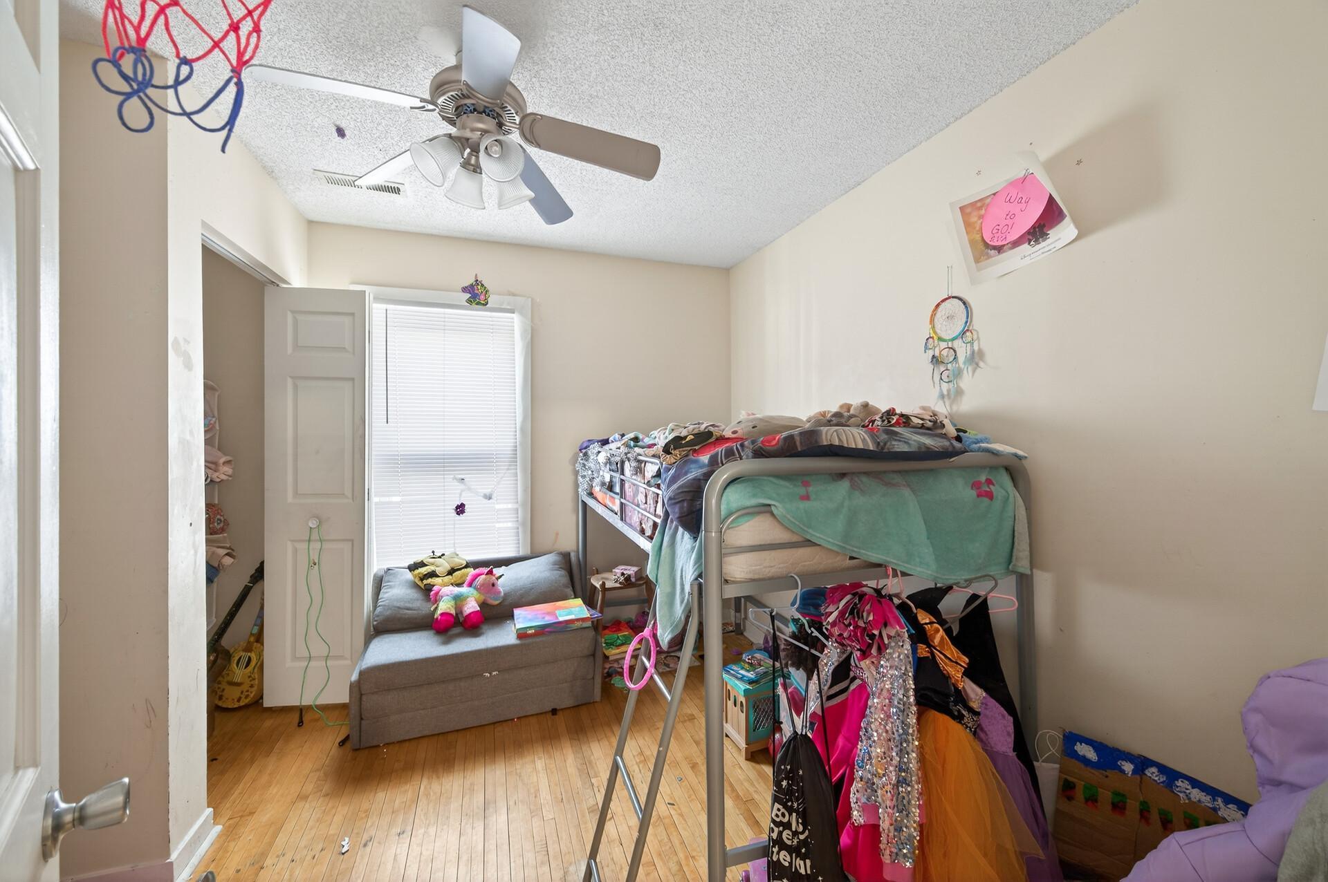 View of Residential Income at 2622 4th Street, Minneapolis MN 55411, Minneapolis (35 of 45) - Mike Wilen | Minnesota Team Real Estate