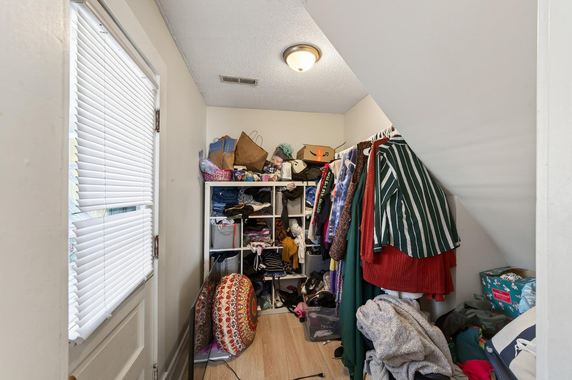 View of Residential Income at 2622 4th Street, Minneapolis MN 55411, Minneapolis (40 of 45) - Mike Wilen | Minnesota Team Real Estate
