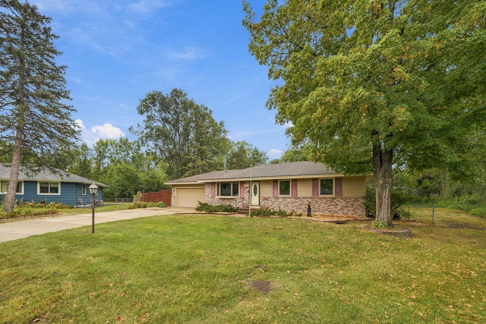 View of Residential at 10248 Washburn Circle, Bloomington MN 55431, Bloomington (25 of 40) - Mike Wilen | Minnesota Team Real Estate