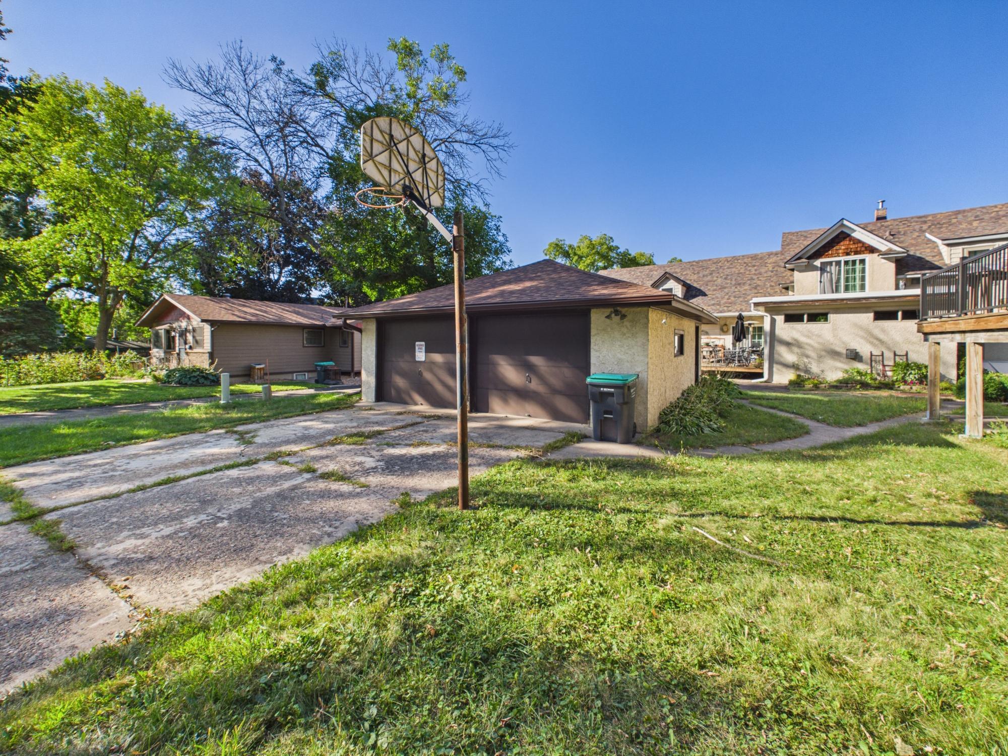 View of Residential at 2253 Charles Street, North Saint Paul MN 55109, North Saint Paul (21 of 25) - Mike Wilen | Minnesota Team Real Estate