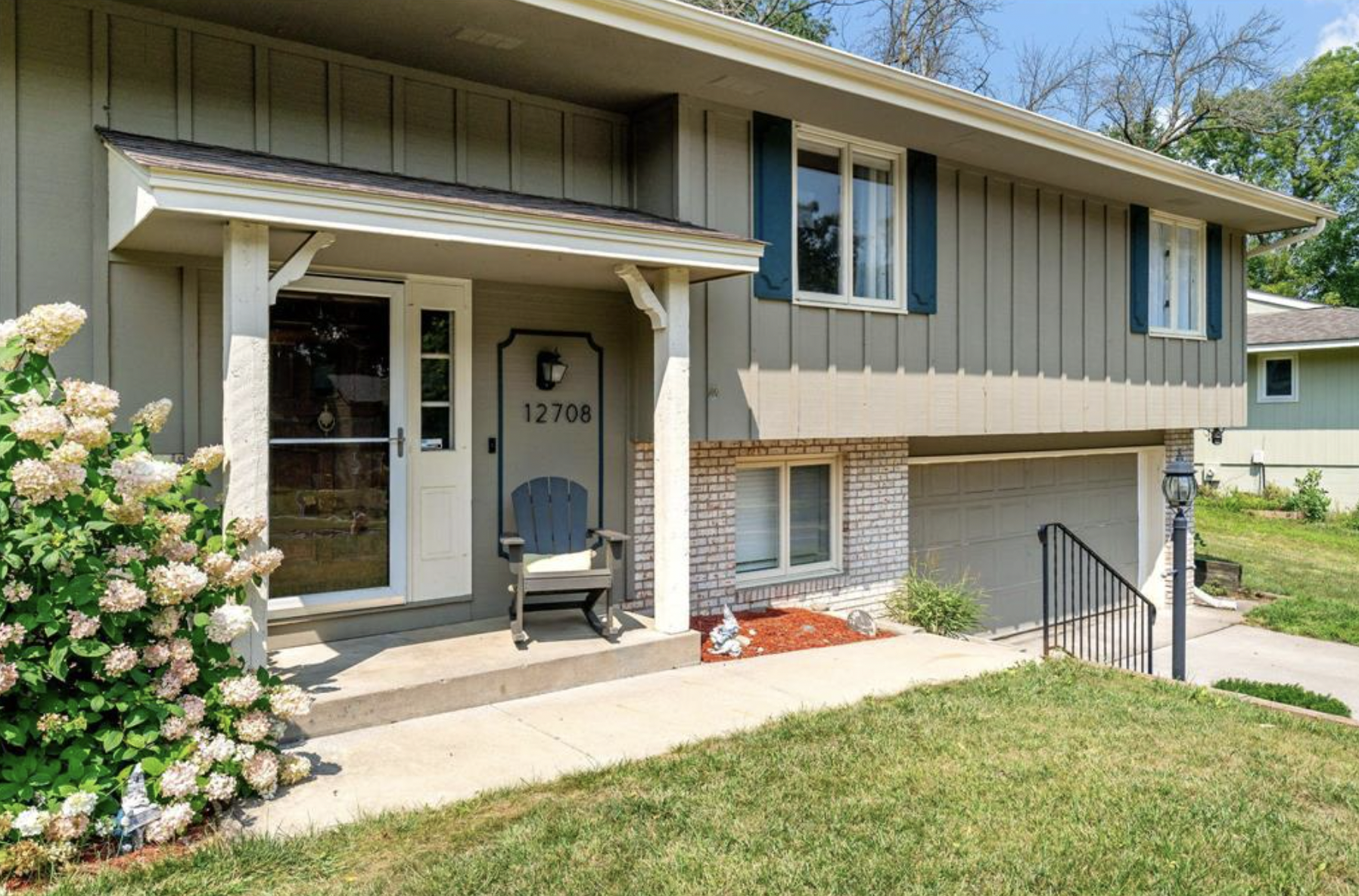 View of Single Family at 12708 Parkwood Drive, Burnsville - Mike Wilen | Minnesota Team Real Estate