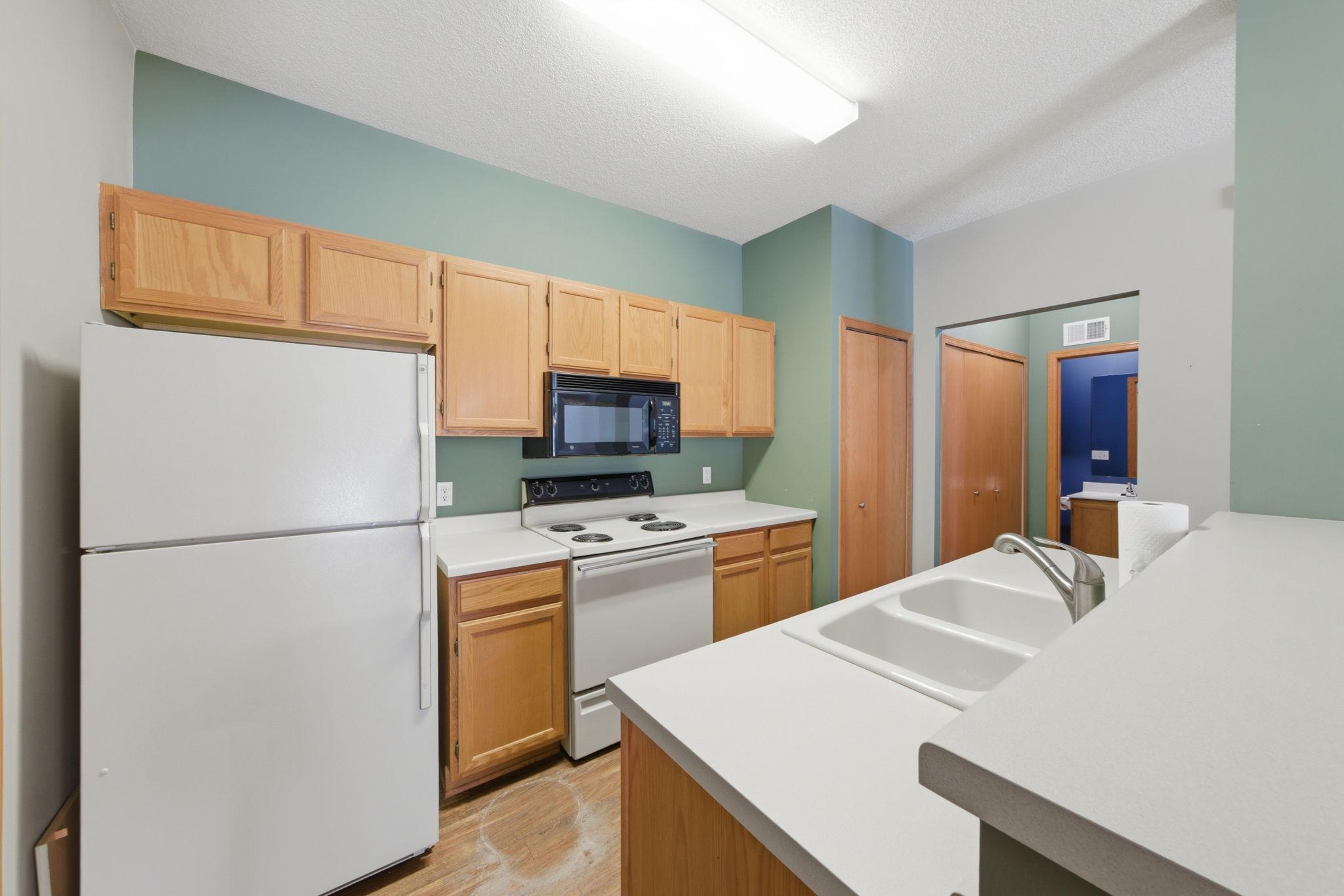 View of Residential at 14172 Plymouth Avenue #28, Burnsville MN 55337, Burnsville (7 of 21) - Mike Wilen | Minnesota Team Real Estate