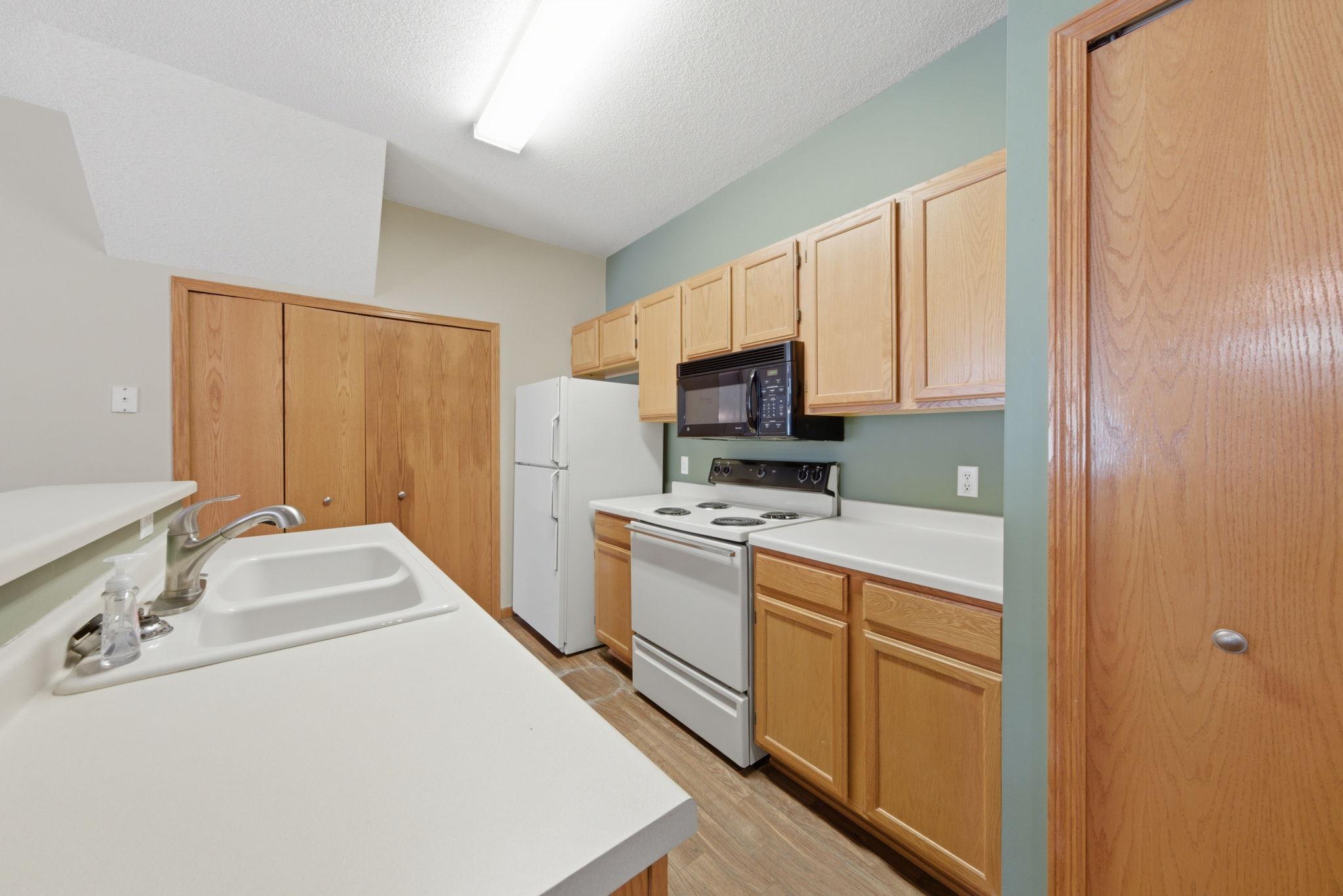View of Residential at 14172 Plymouth Avenue #28, Burnsville MN 55337, Burnsville (9 of 21) - Mike Wilen | Minnesota Team Real Estate